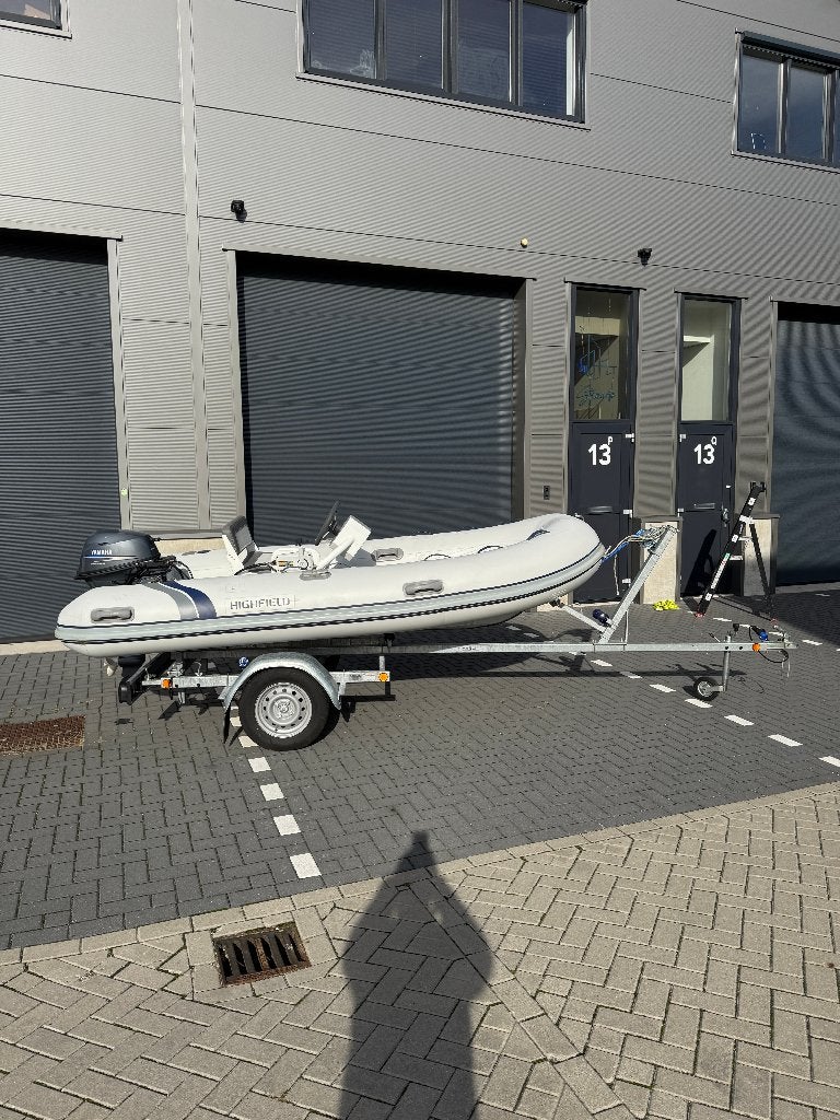 ribboot, Watersport en Boten, Rubberboten, Gebruikt, Highfield, Aluminium, Brandstoftank, Inclusief motor, Inclusief trailer, Kussens