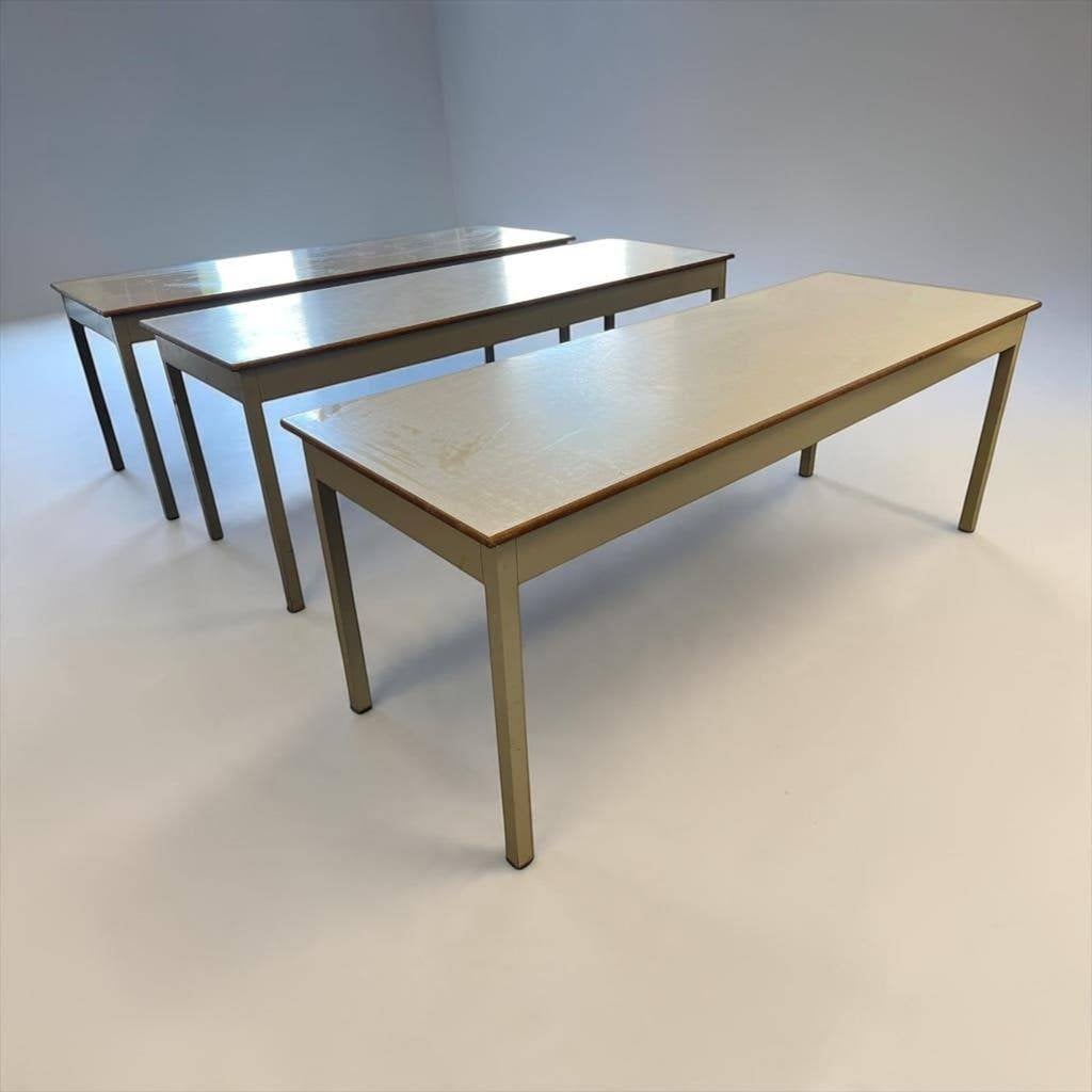 Vintage industriëlel tafel met formica blad en hout accent, Ophalen