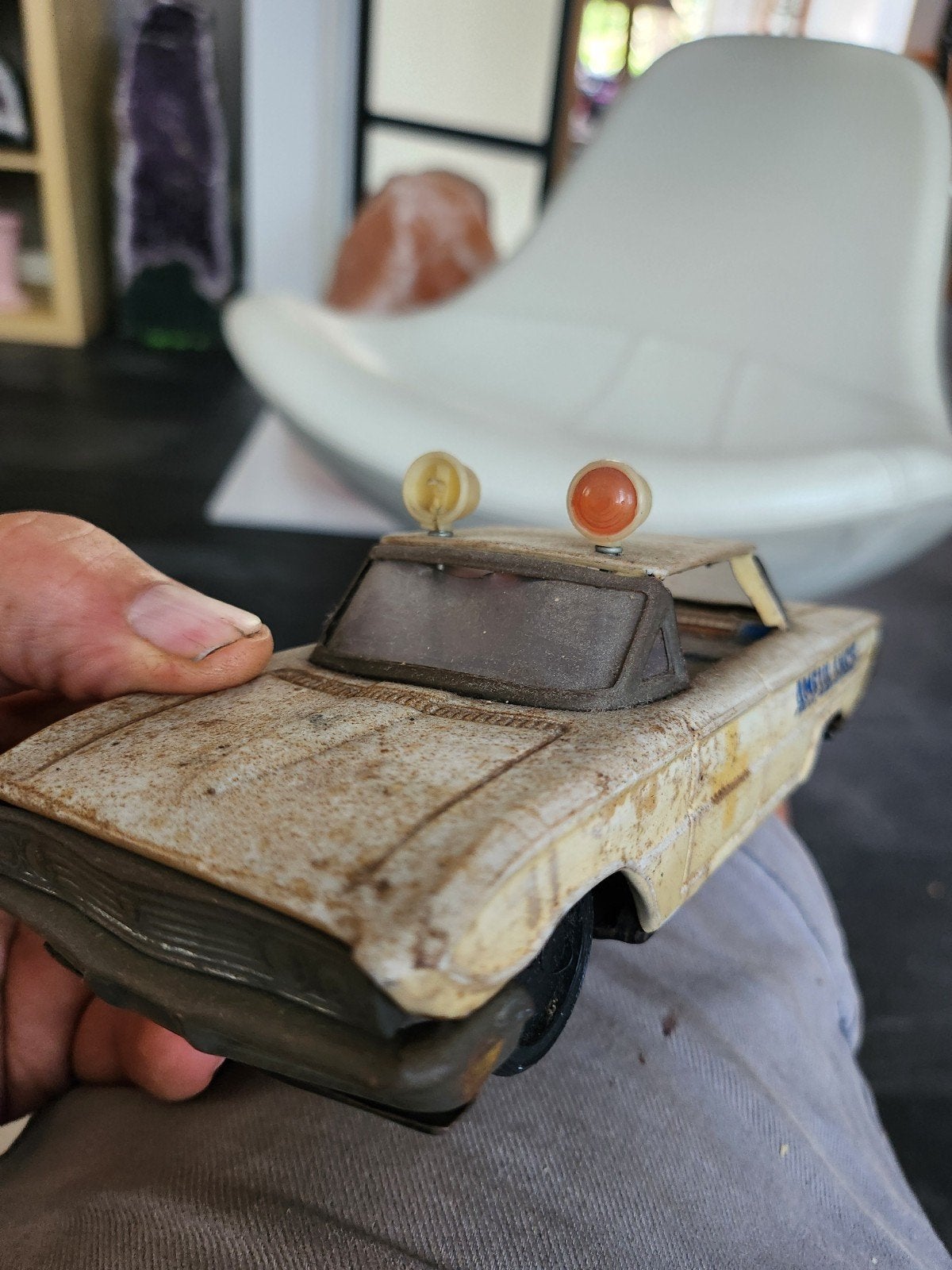 Vintage speelgoed ambulance, roestig, voor verzamelaars, Ophalen of Verzenden, Gebruikt