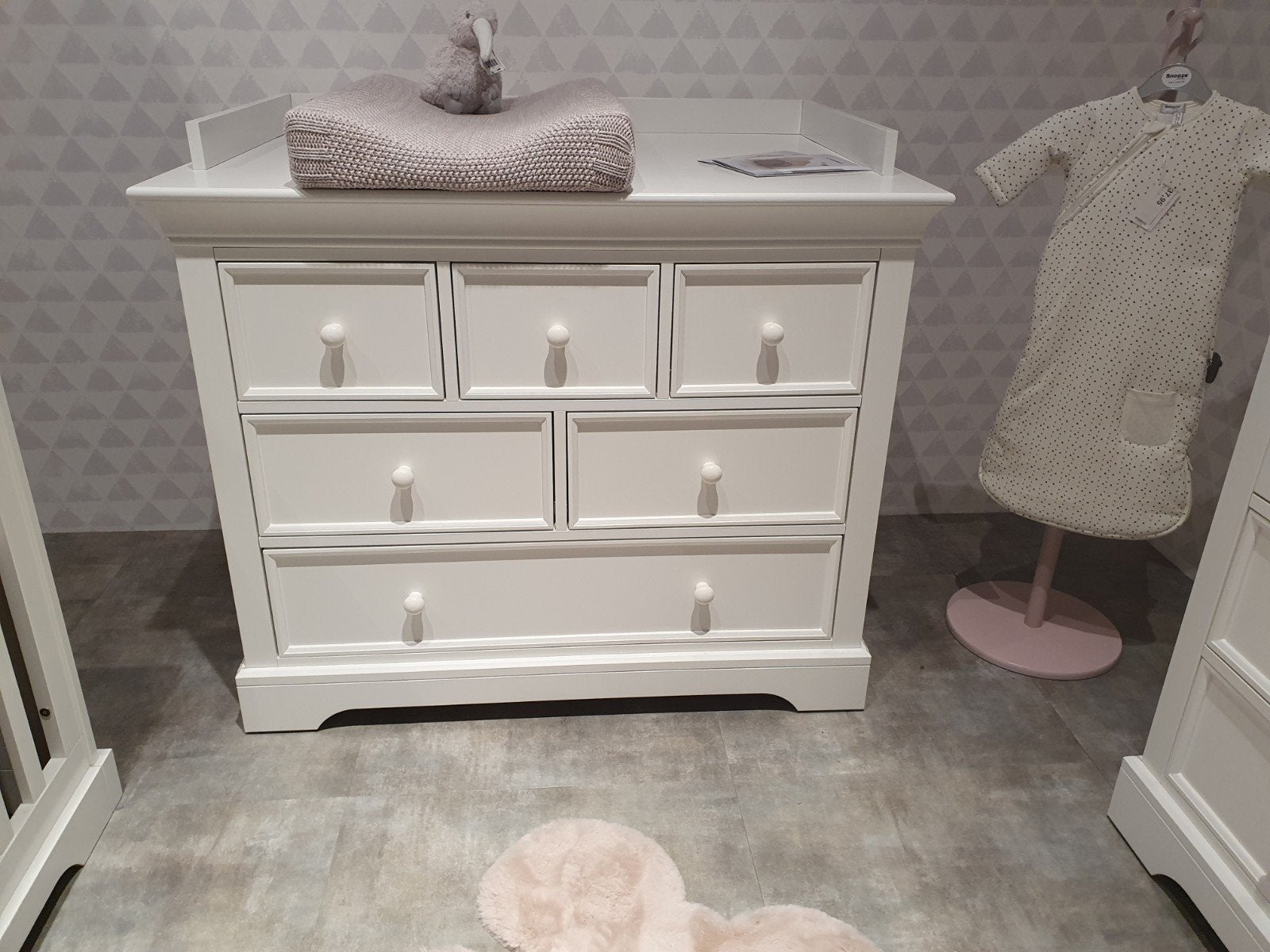 Foto 17 van Kidsmill Chateau Babykamer 4-delig - Wit