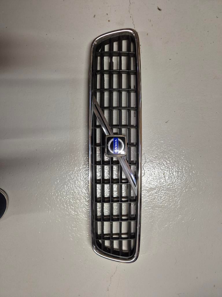Volvo V50 blokjes Grill, Gebruikt, Voor, Ophalen of Verzenden, Volvo