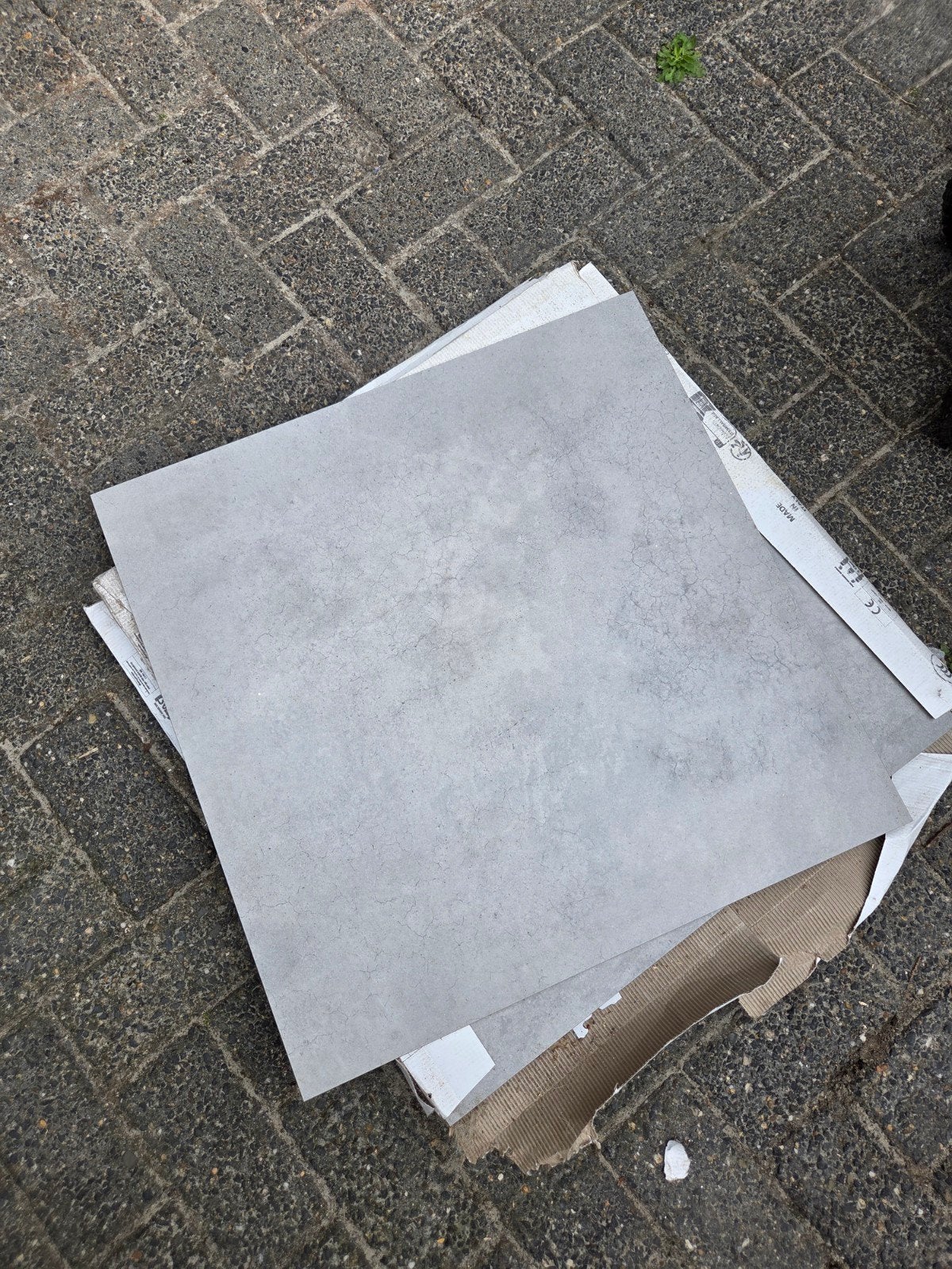 gratis af te halen tegels, Ophalen, 40 tot 60 cm, Minder dan 5 m², Wandtegels