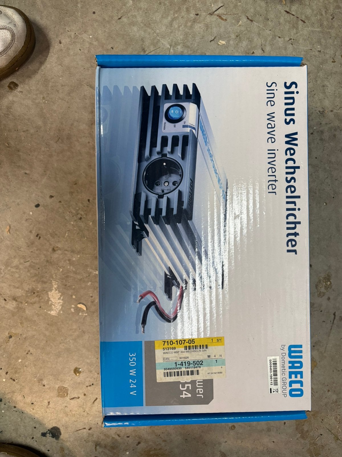 Waeco zuivere sinus omvormer 350w 24v, Ophalen of Verzenden, Zo goed als nieuw