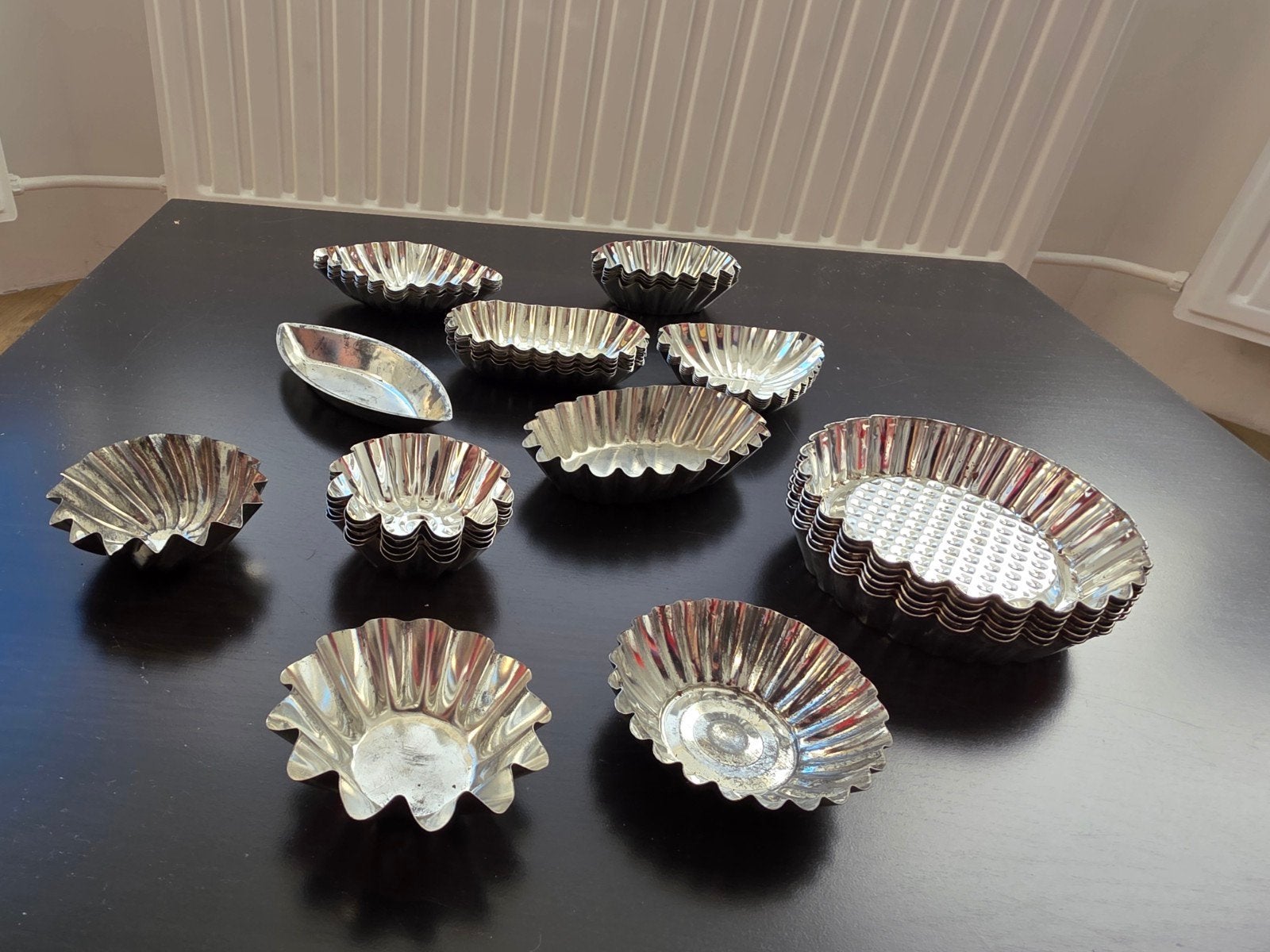 Set van 12 vintage bakvormpjes, Huis en Inrichting, Keuken | Potten en Pannen, Ophalen, Gebruikt, Rvs, Overige typen