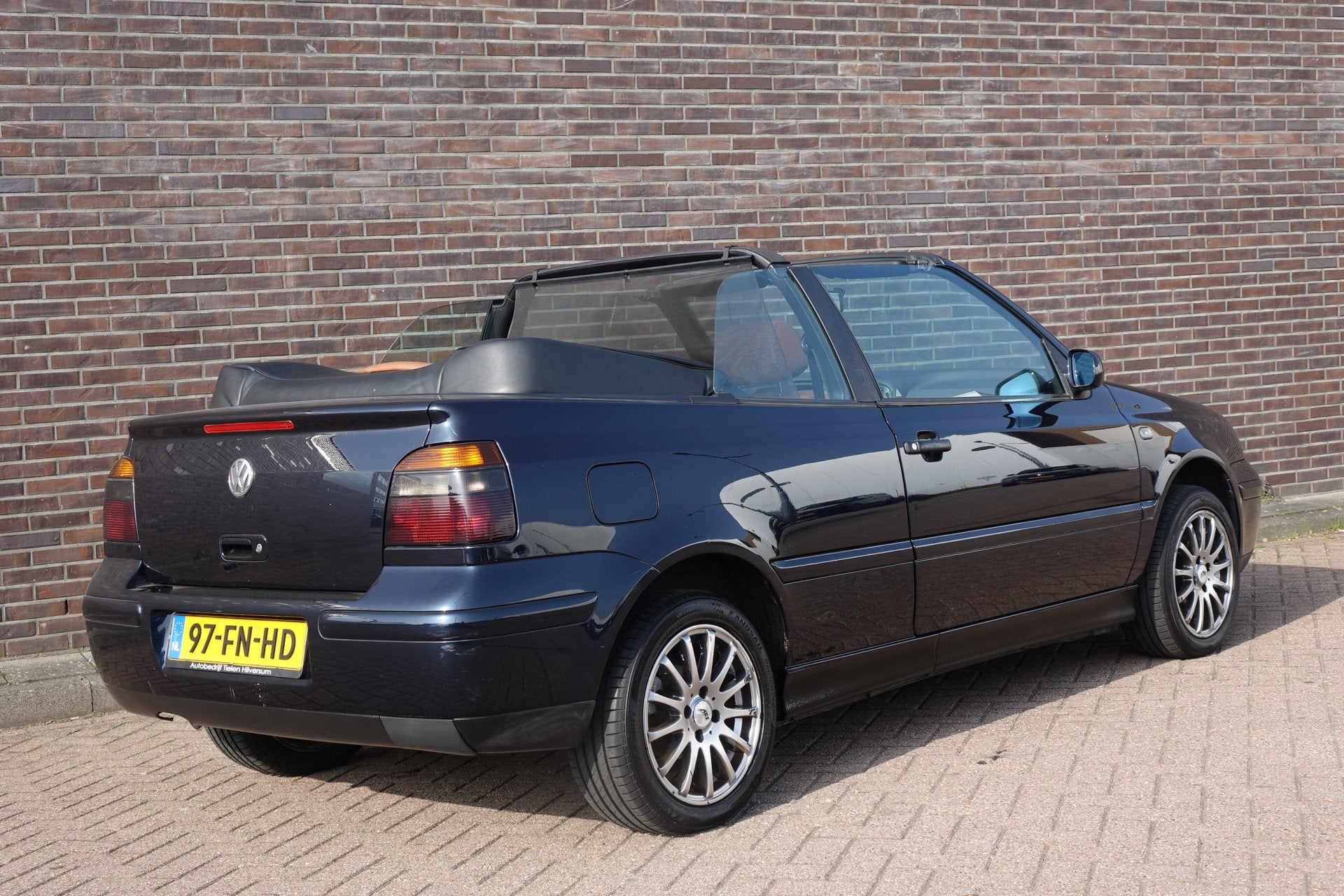 Volkswagen Golf Cabriolet 1.8 Highline, blauwe stoffen elekt, foto 6