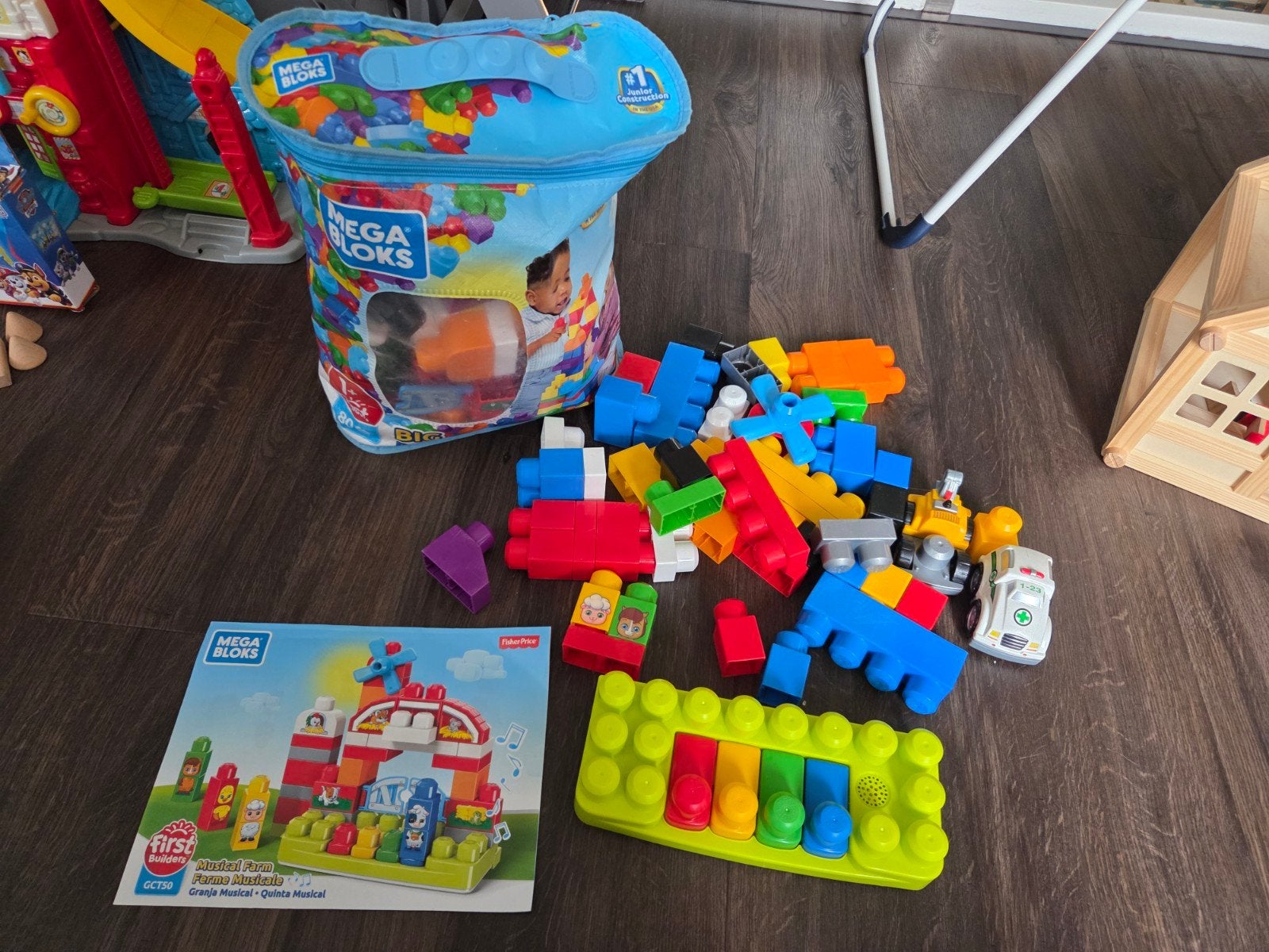 Mega Bloks set met boerderijdieren en muzikaal speelgoed, Ophalen of Verzenden, Gebruikt, Megabloks