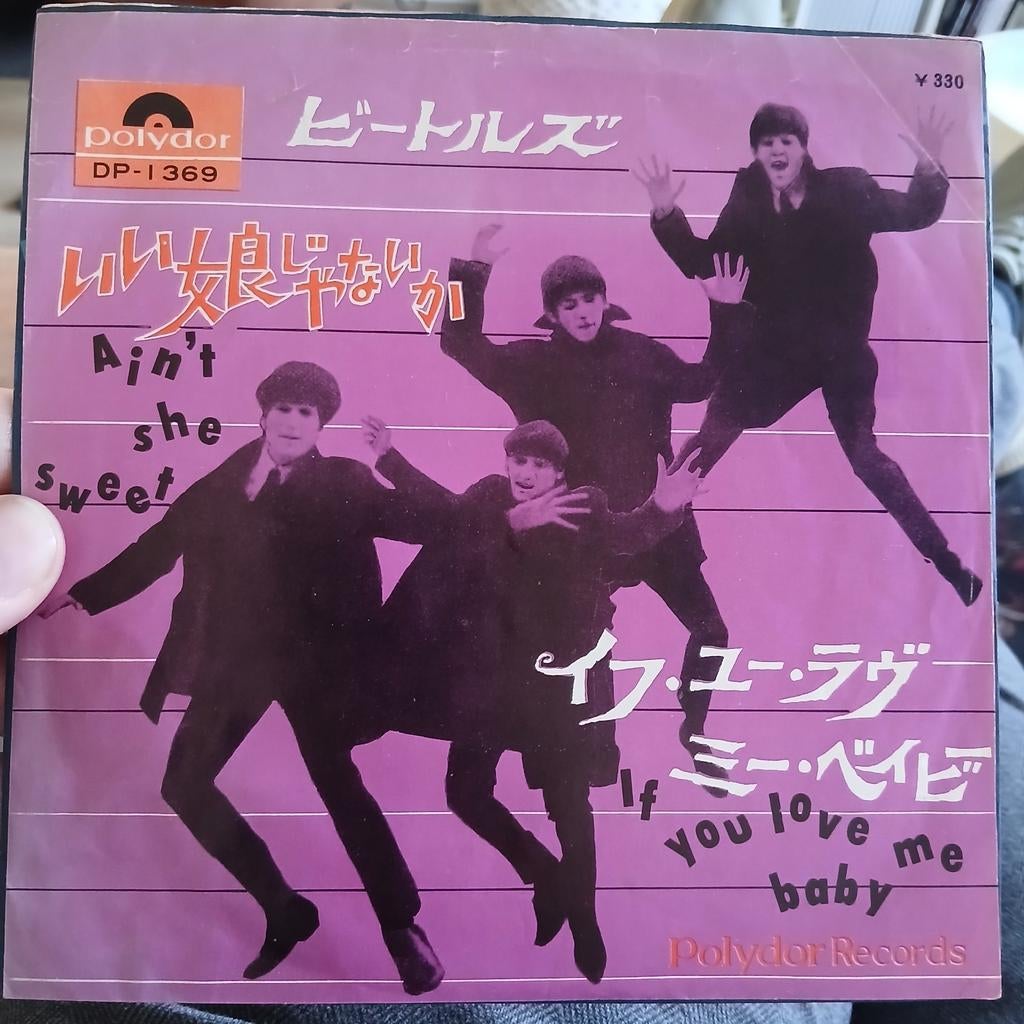 The Beatles - Ain't She Sweet / If You Love Me Baby (Japan), 7 inch, Single, Ophalen of Verzenden, Zo goed als nieuw