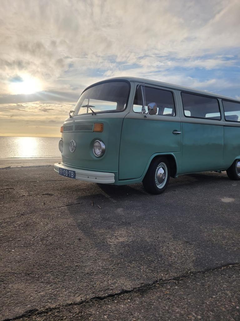Volkswagen 211011 1977, 4 cilinders, Origineel Nederlands, Bruin, Handgeschakeld