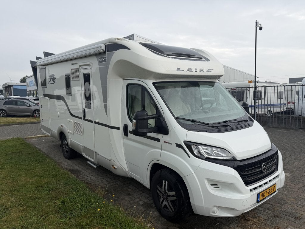 Laika Ecovip 409 dubbele airco + enkele bedden, Caravans en Kamperen, Ringverwarming, Fiat, Bedrijf, ABS