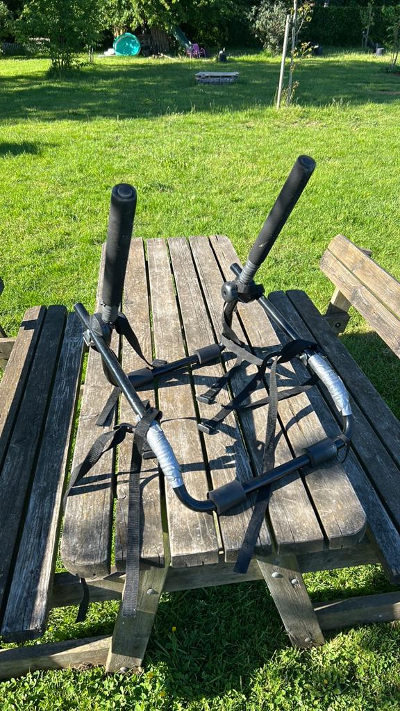 Achterklep-fietsendrager, Ophalen, Zo goed als nieuw
