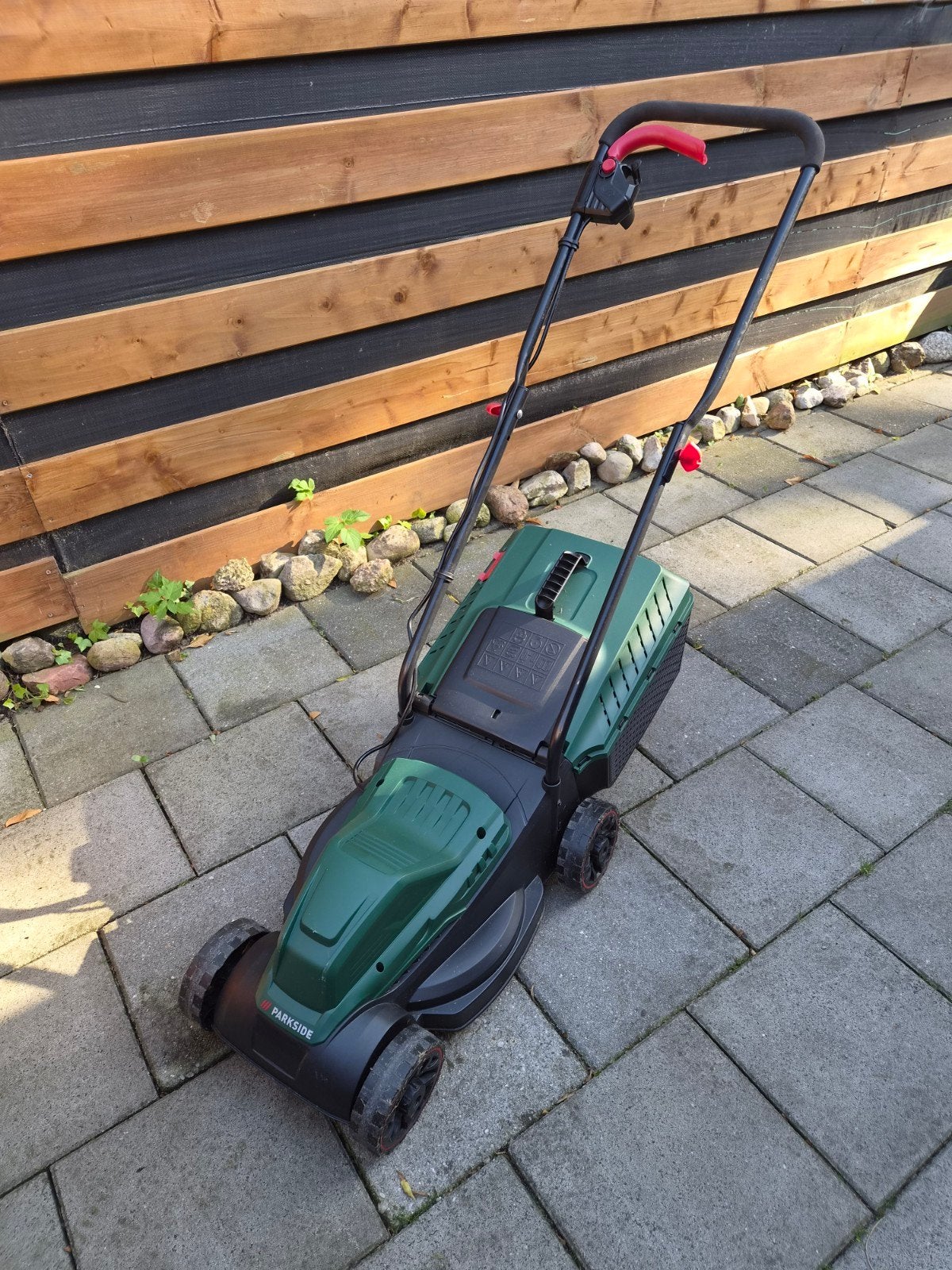 Zeer nette grasmaaier Parkside, Tuin en Terras, Ophalen, Zo goed als nieuw