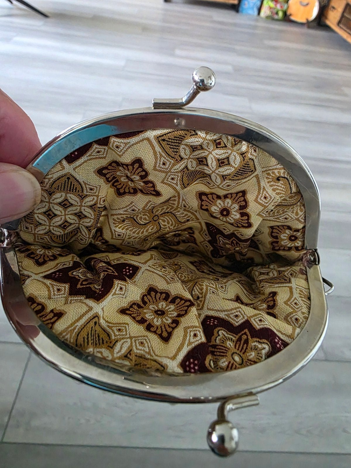 Handgemaakte portemonnee van bliklipjes, Overige merken, Gebruikt, Bruin, Ophalen of Verzenden