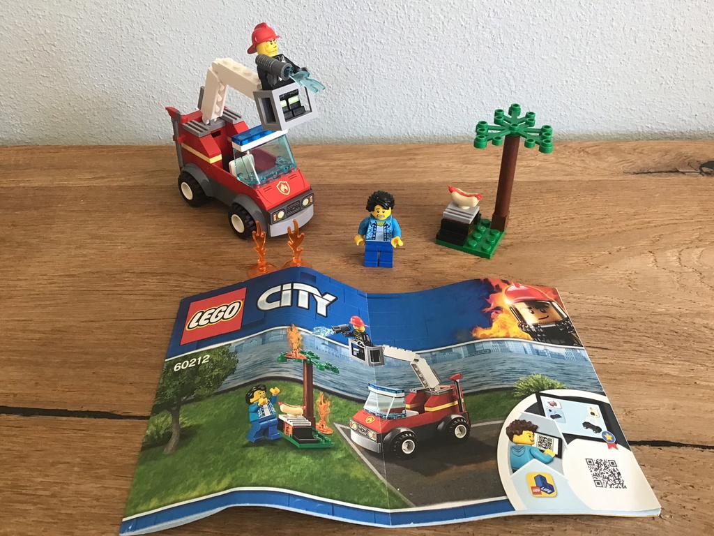 Lego City 60212 -  Barbecue Burn Out, Ophalen of Verzenden, Gebruikt