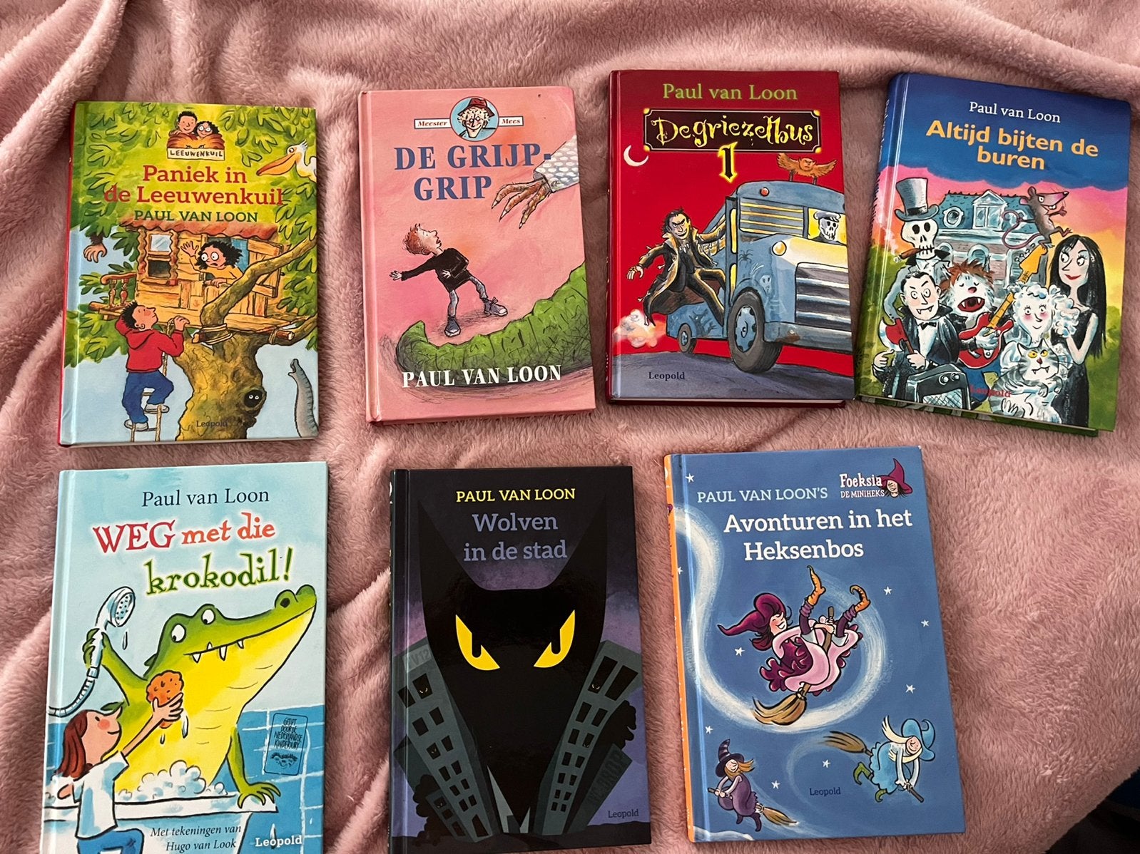 9 keer paul van loon!, Boeken, Ophalen of Verzenden, Gelezen, Fictie