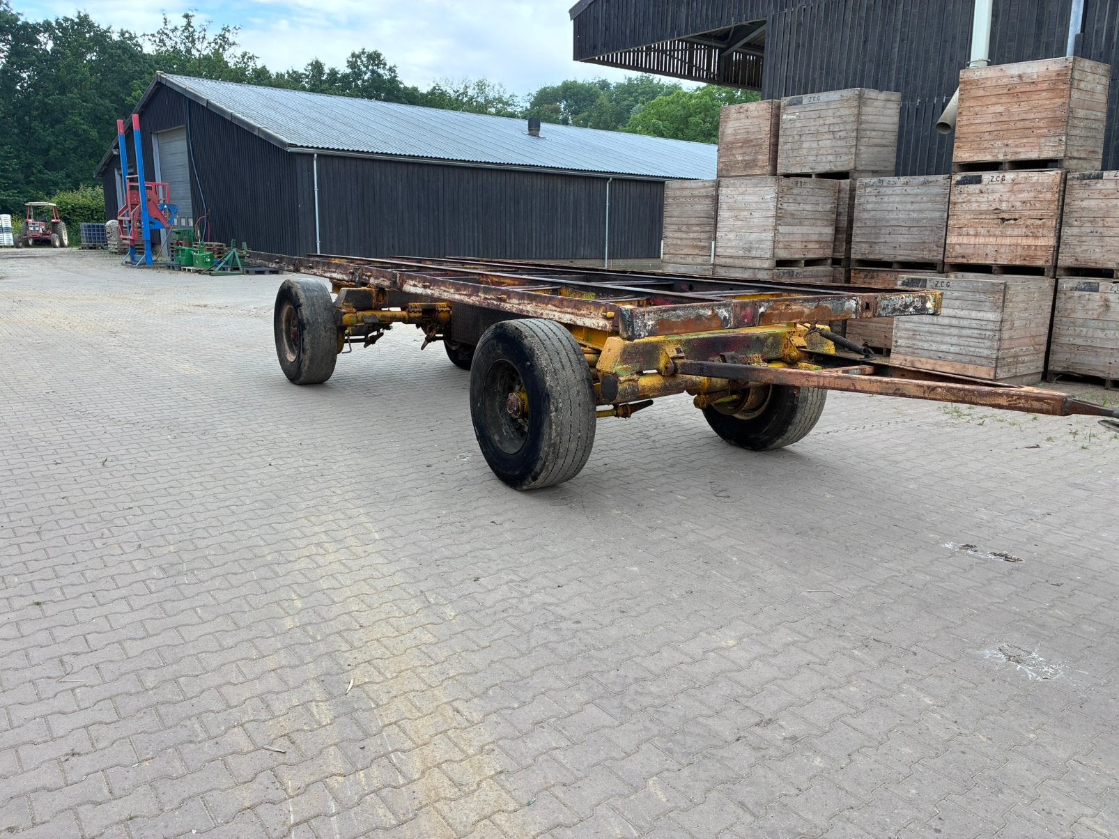 Platte wagen.  Basis Carnavalswagen oid, Ophalen, Transport