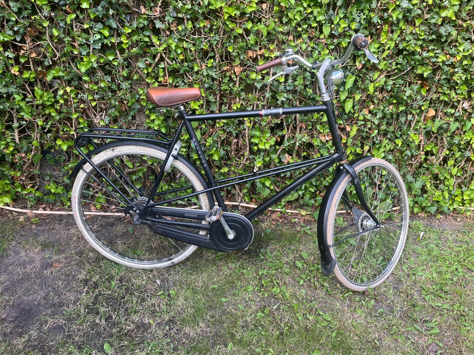 Te koop mooie batavus herenfiets 28 inch in goede staat, Fietsen en Brommers, Fietsen | Heren | Herenfietsen, Ophalen, Versnellingen
