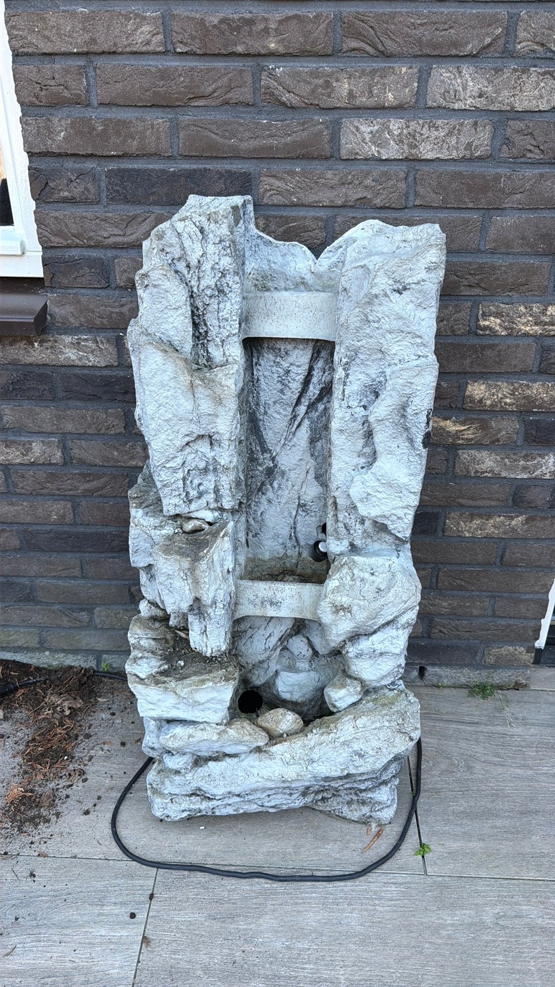 Fontein, Ophalen, Zo goed als nieuw, Beton, Fontein