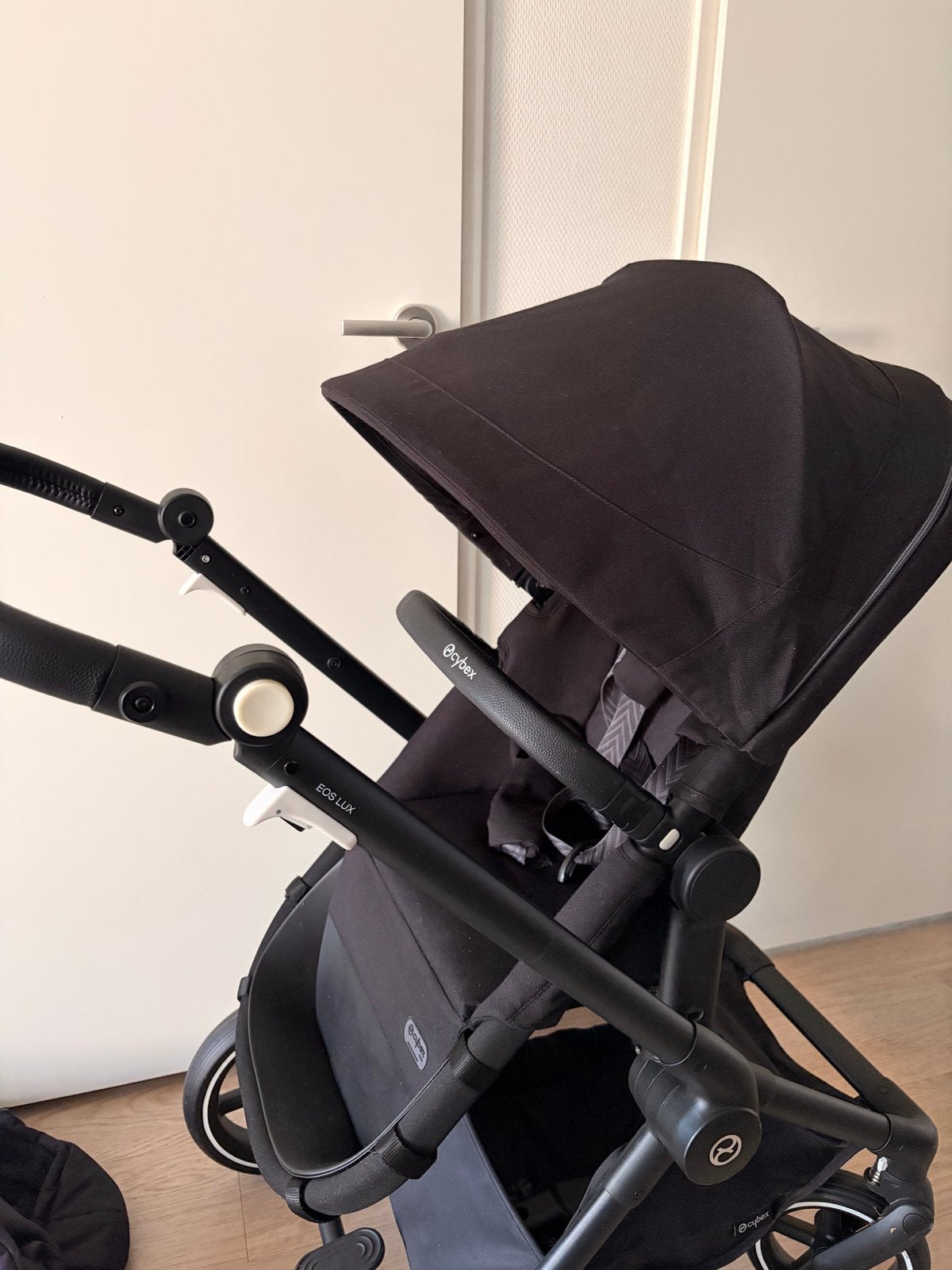 Cybex Eos Lux 2-in-1 Kinderwagen, Gebruikt, Combiwagen, Met reiswieg, Ophalen
