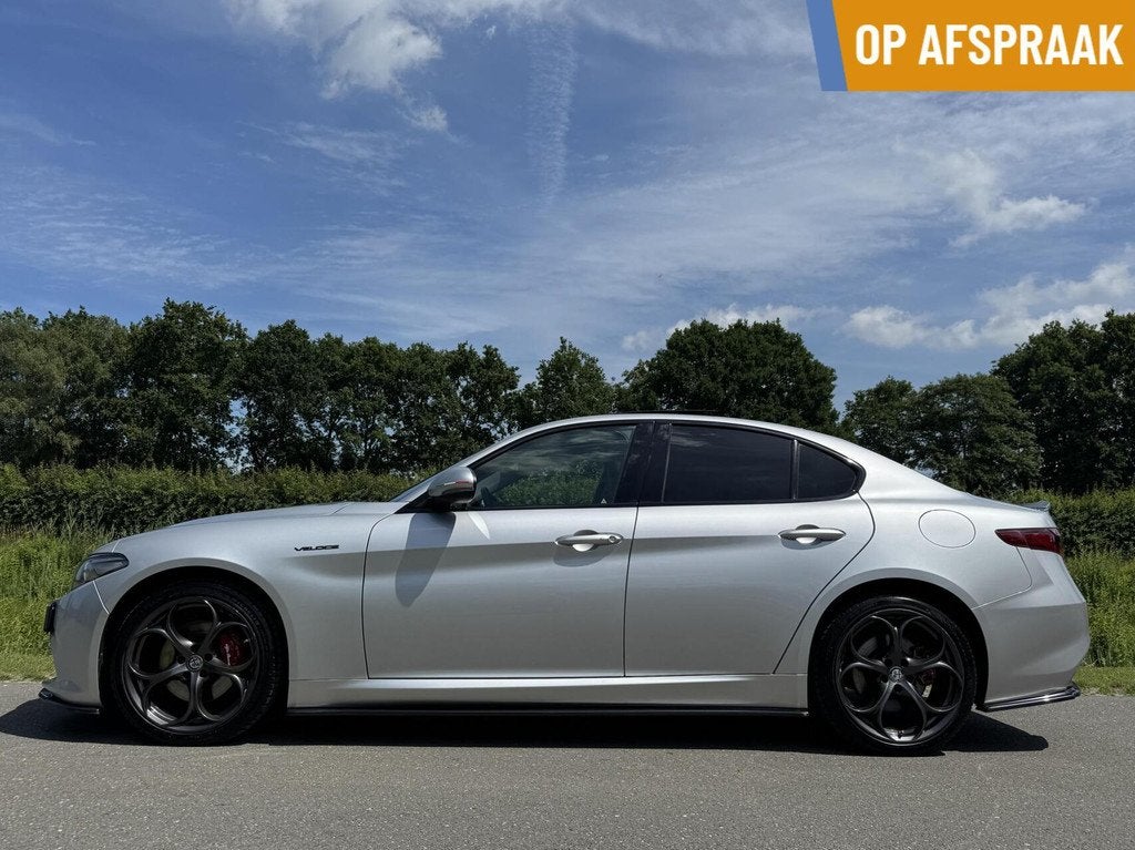 Alfa Romeo Giulia 2.0t Q4 Veloce, Ragazzon, Alle opties!, Automaat, 745 kg, 4 cilinders, Bedrijf