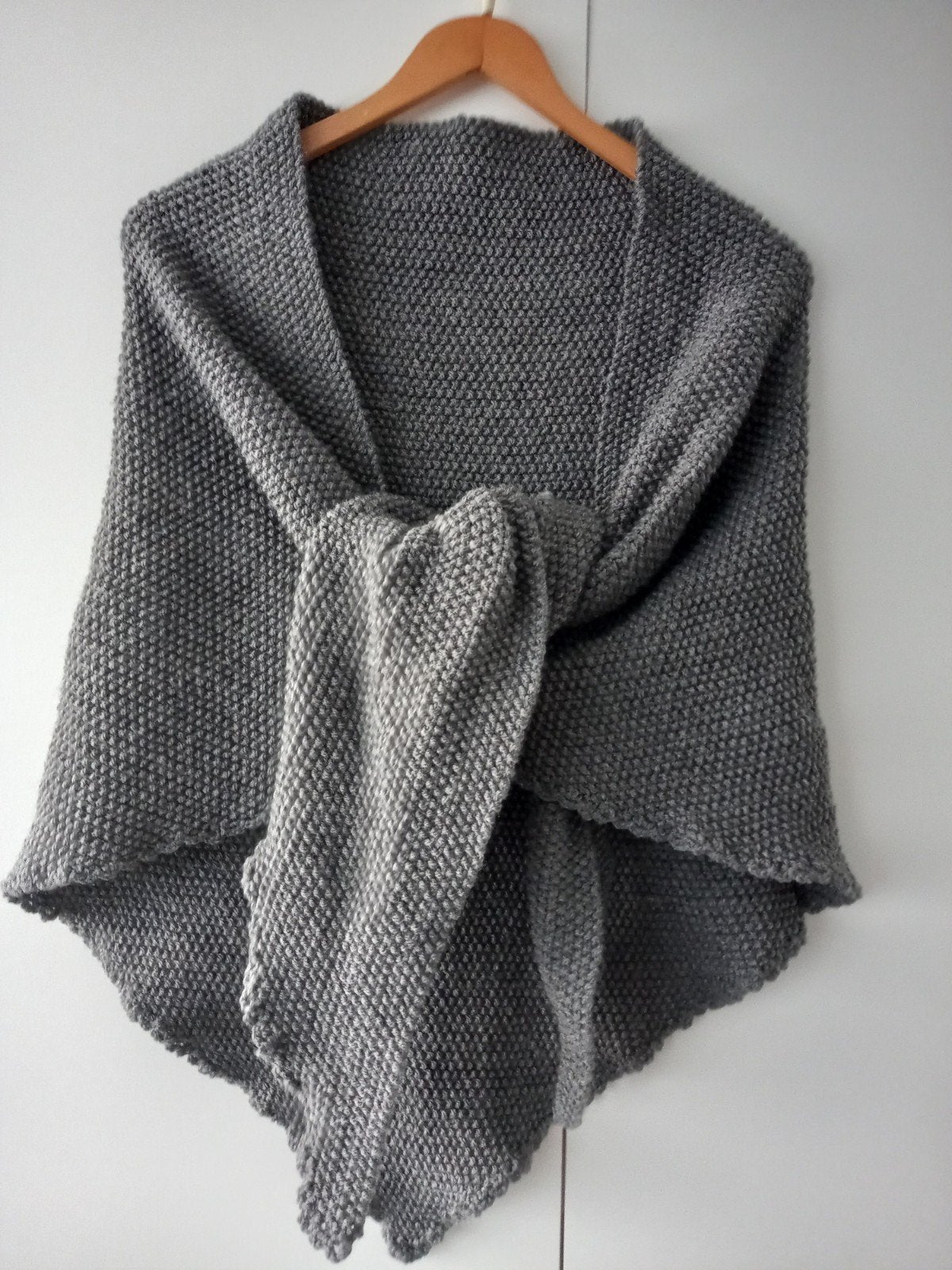 Nieuw gebreide sjaal/ omslagdoek, Kleding | Dames, Ophalen of Verzenden