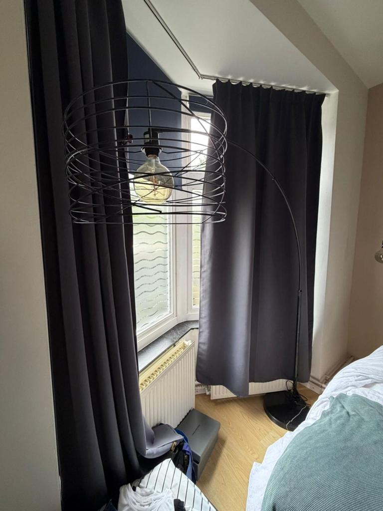 Moderne booglamp met metalen kap en marmeren voet, Ophalen of Verzenden, Gebruikt, Metaal, 150 tot 200 cm