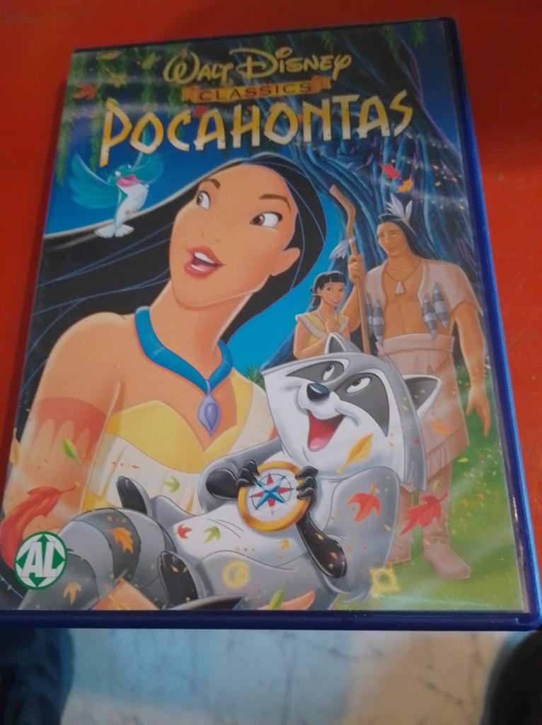 Walt Disney Classics: Pocahontas DVD, Avontuur, Gebruikt, Alle leeftijden, Ophalen of Verzenden