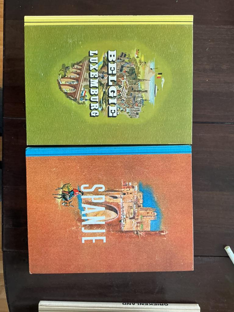 14 Plaatjesalbums Douwe Egberts, Ophalen of Verzenden, Zo goed als nieuw
