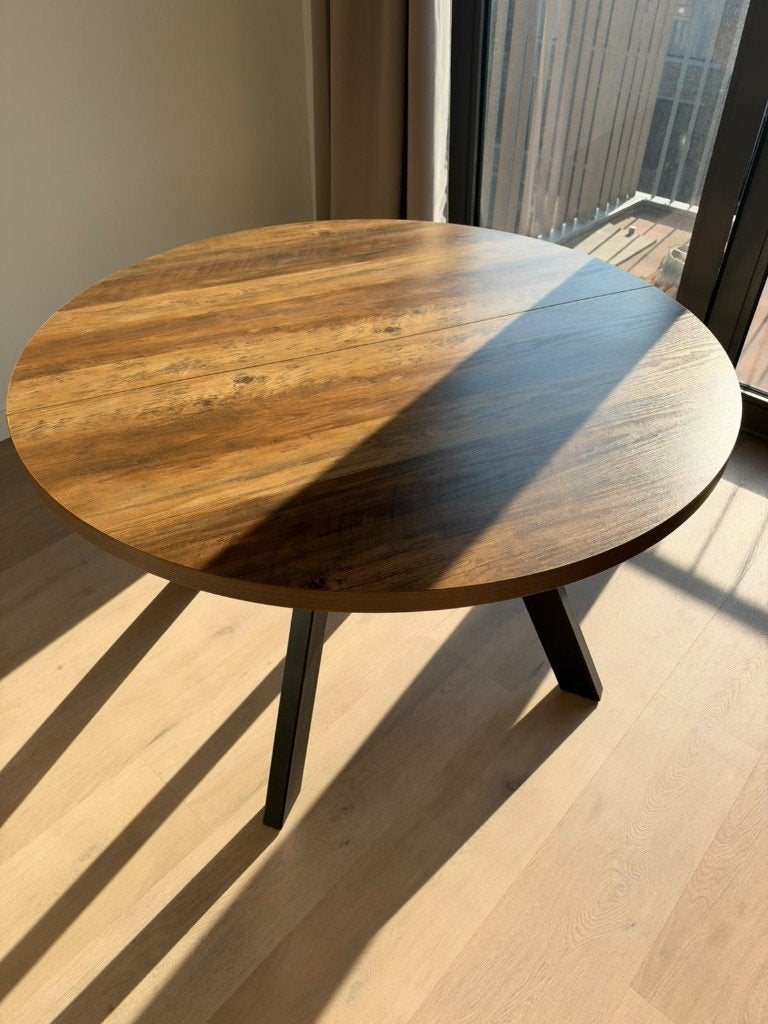 Uitschuifbare eettafel 'Lauge' - Rond naar Ovaal