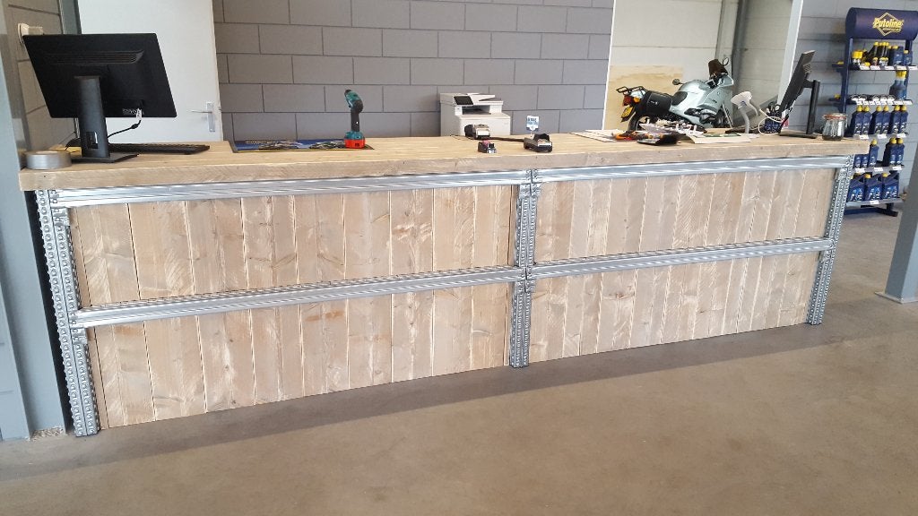 Unieke toonbank van steigerhout met onderstel van staal, Huis en Inrichting, Ophalen, Nieuw, 50 tot 75 cm, 200 cm of meer