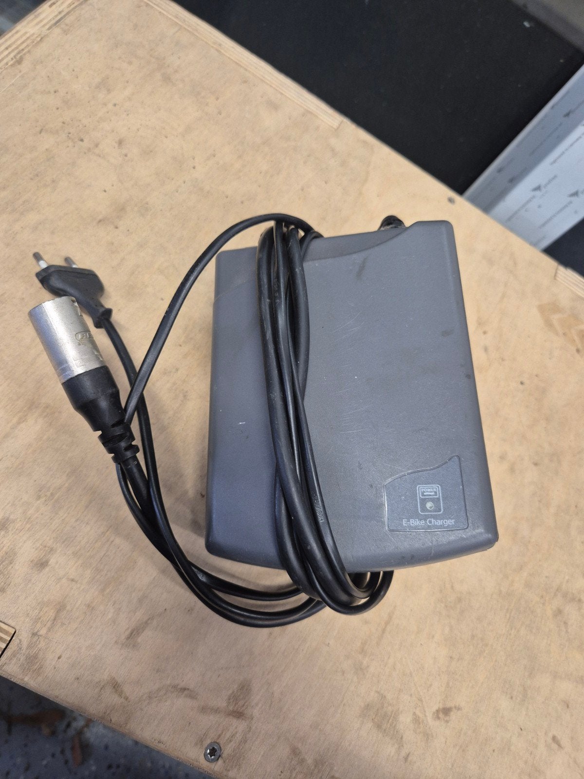 ebike lader 3pin, Ophalen of Verzenden, Gebruikt, Batavus
