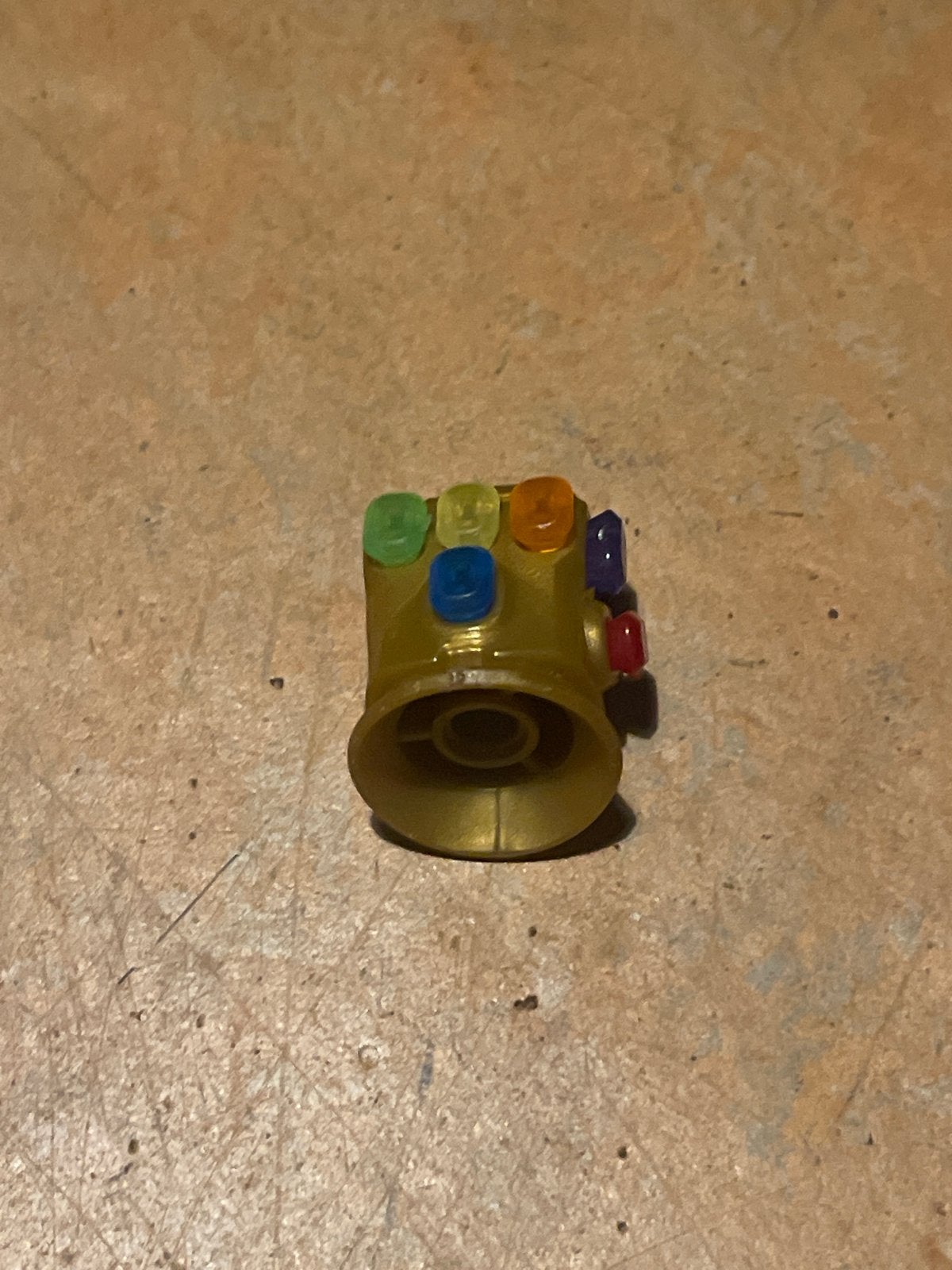 Thanos Infinity Gauntlet speelgoed, Ophalen of Verzenden, Gebruikt