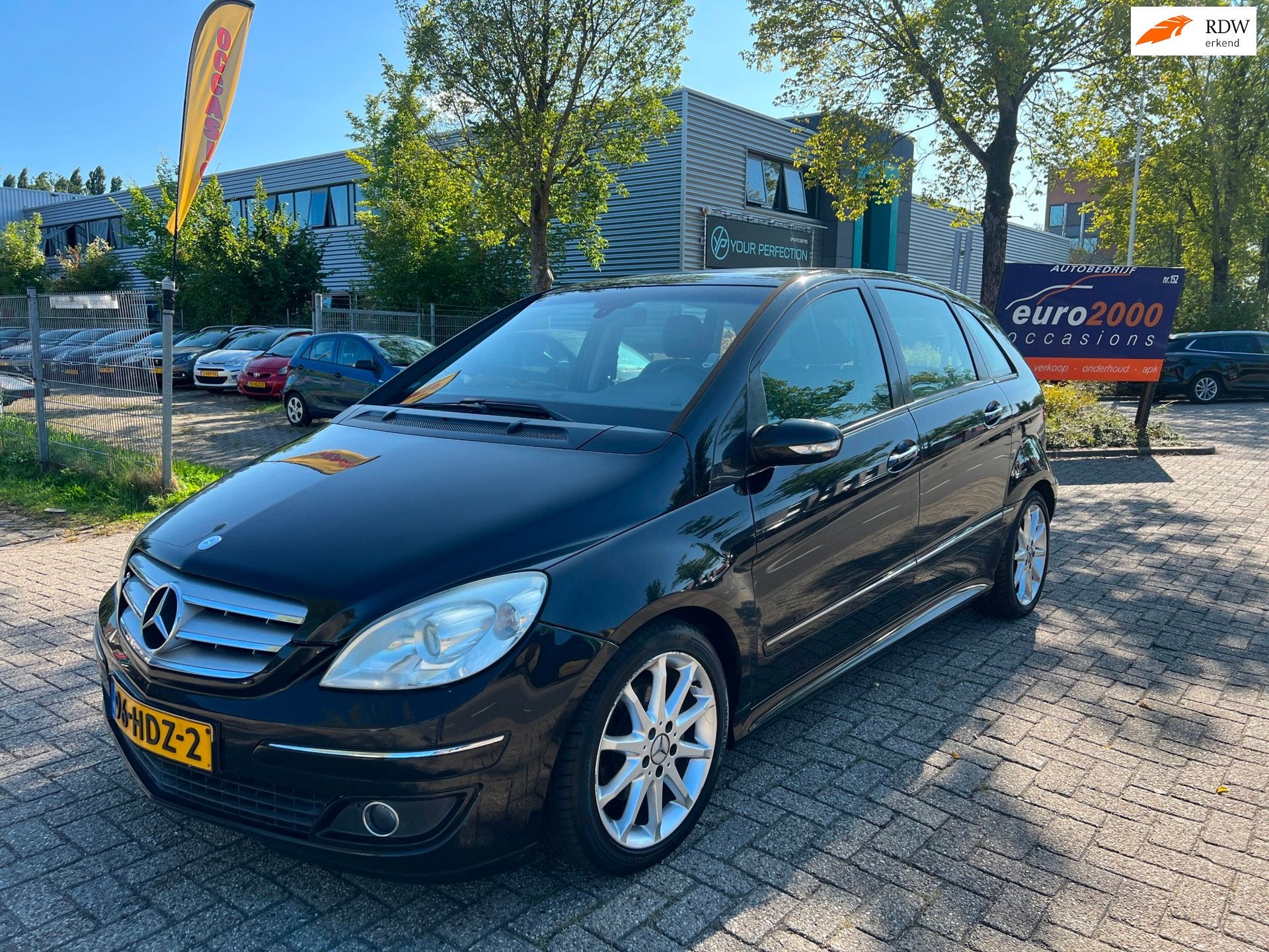 Mercedes-Benz B-klasse 200 Turbo - AIRCO - NIEUWE JAAR APK !, Auto's, Voorwielaandrijving, Gebruikt, Zwart, 4 cilinders