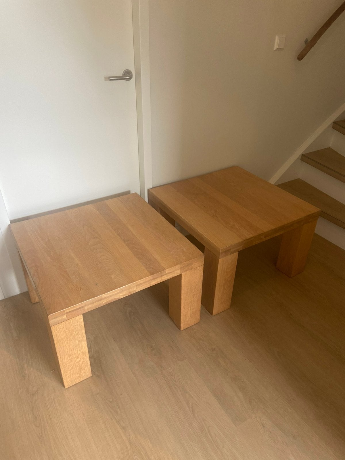 Eiken salontafels massief 70x70x45, Ophalen, Gebruikt
