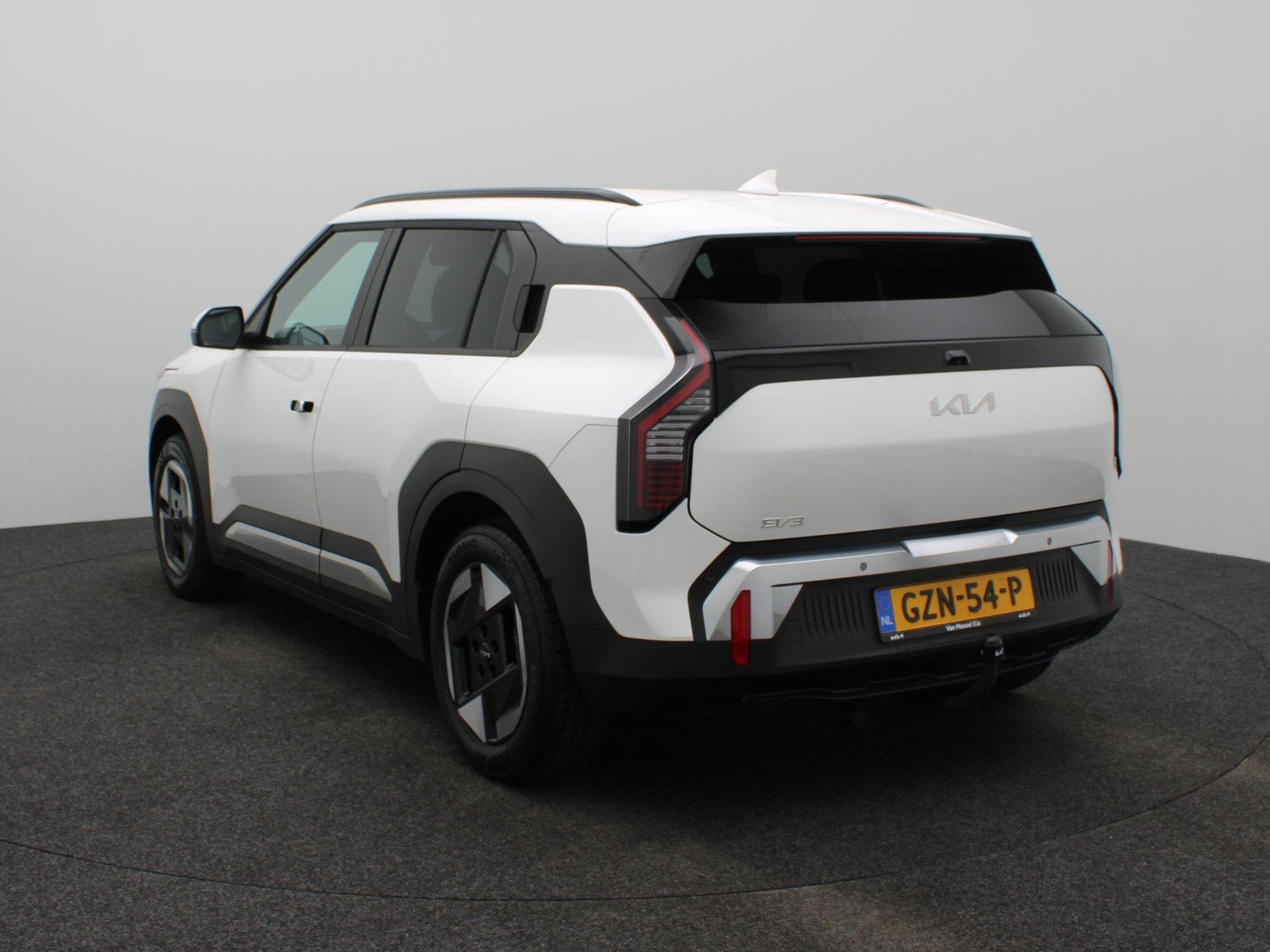 Kia EV3 Plus 81.4 kWh, Auto's, Stof, Wit, Origineel Nederlands, 204 pk