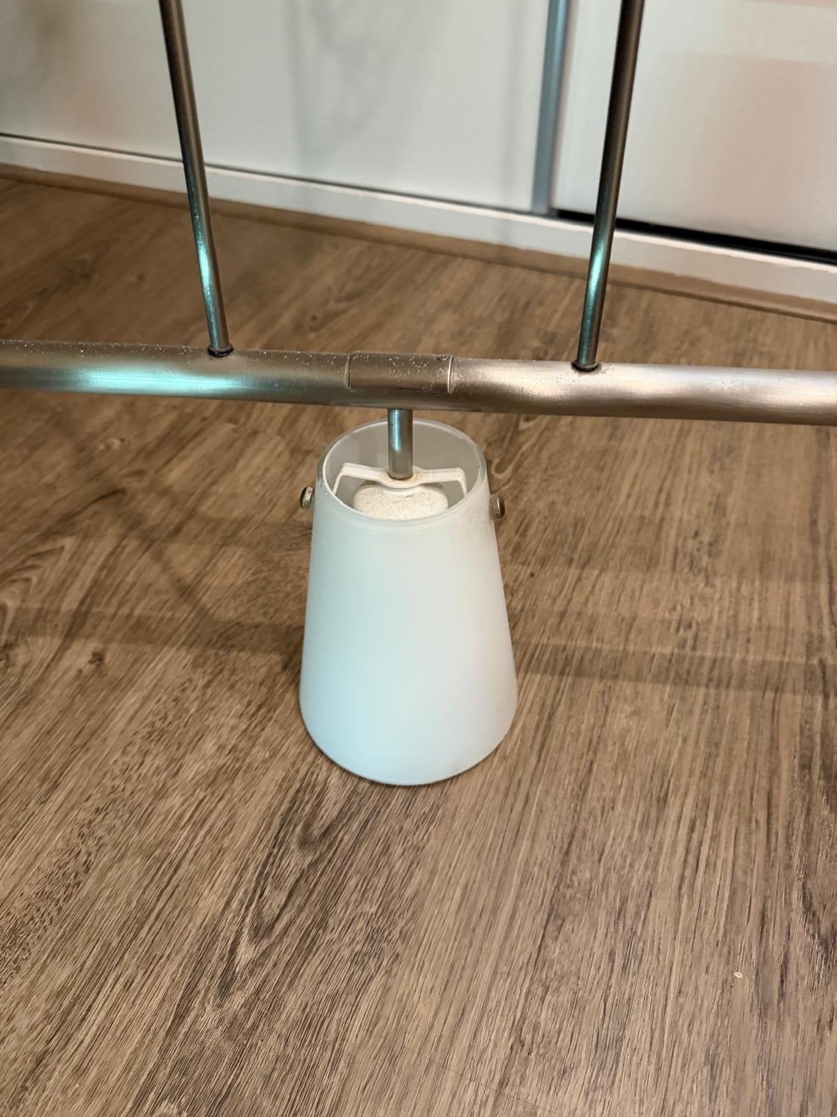 Eetkamer lamp met 3 melkglazen kelken, Ophalen of Verzenden, Gebruikt, Overige materialen, 50 tot 75 cm