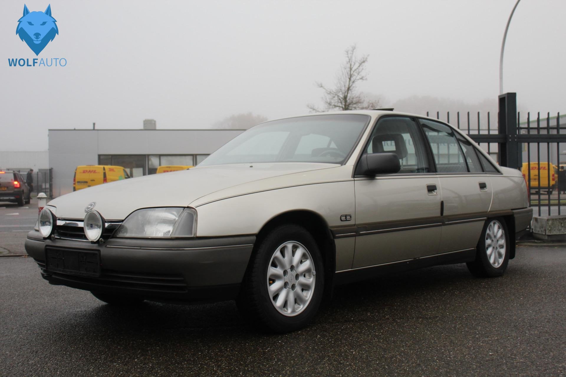 Opel Omega 2.0i CD Automaat, Schuifdak, Auto's, 1998 cc, Stof, 116 pk, Bedrijf