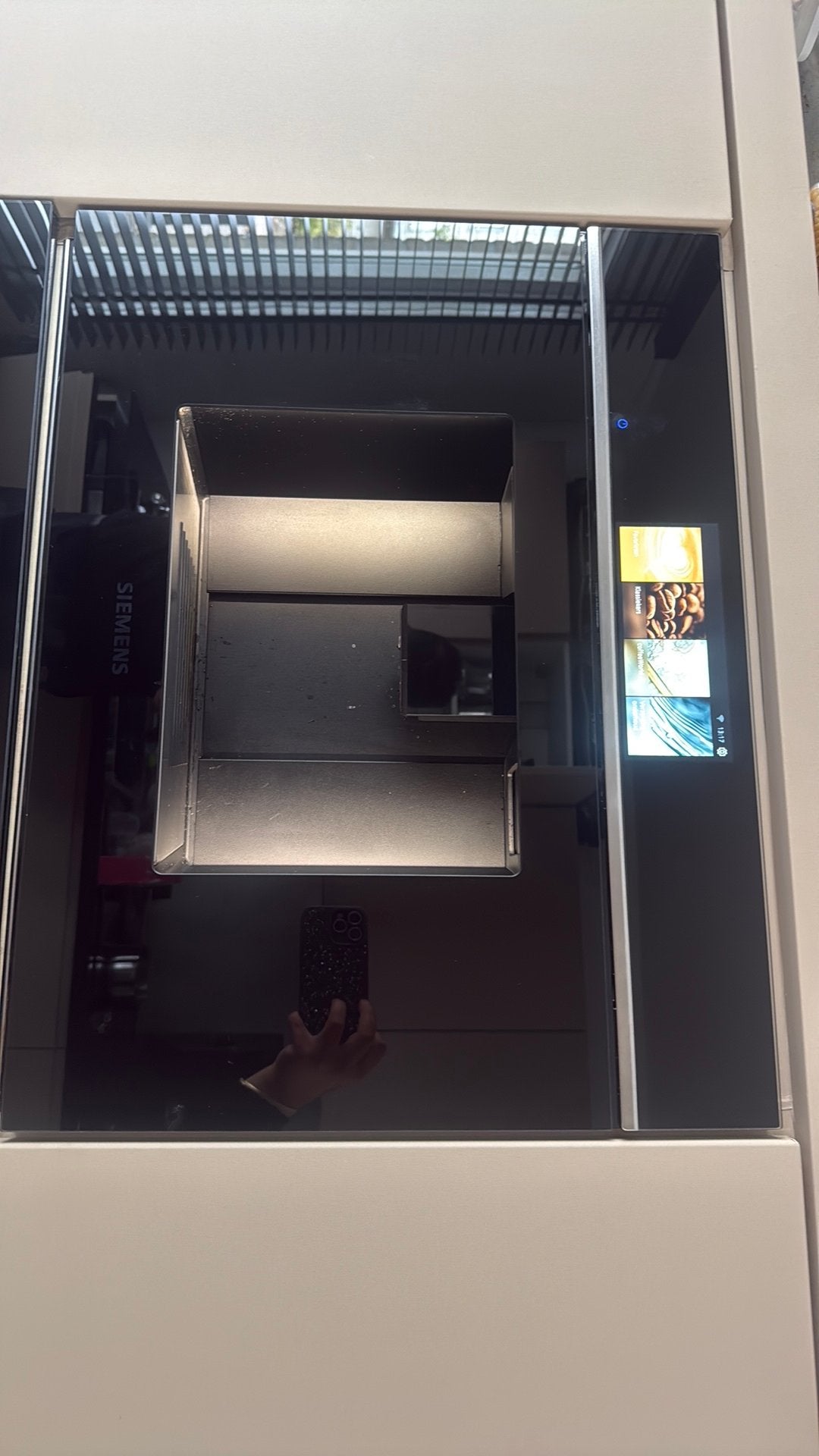 Siemens inbouw koffiemachine wifi nieuwste model, Witgoed en Apparatuur, 10 kopjes of meer, Koffiemachine, Zo goed als nieuw, Koffiebonen