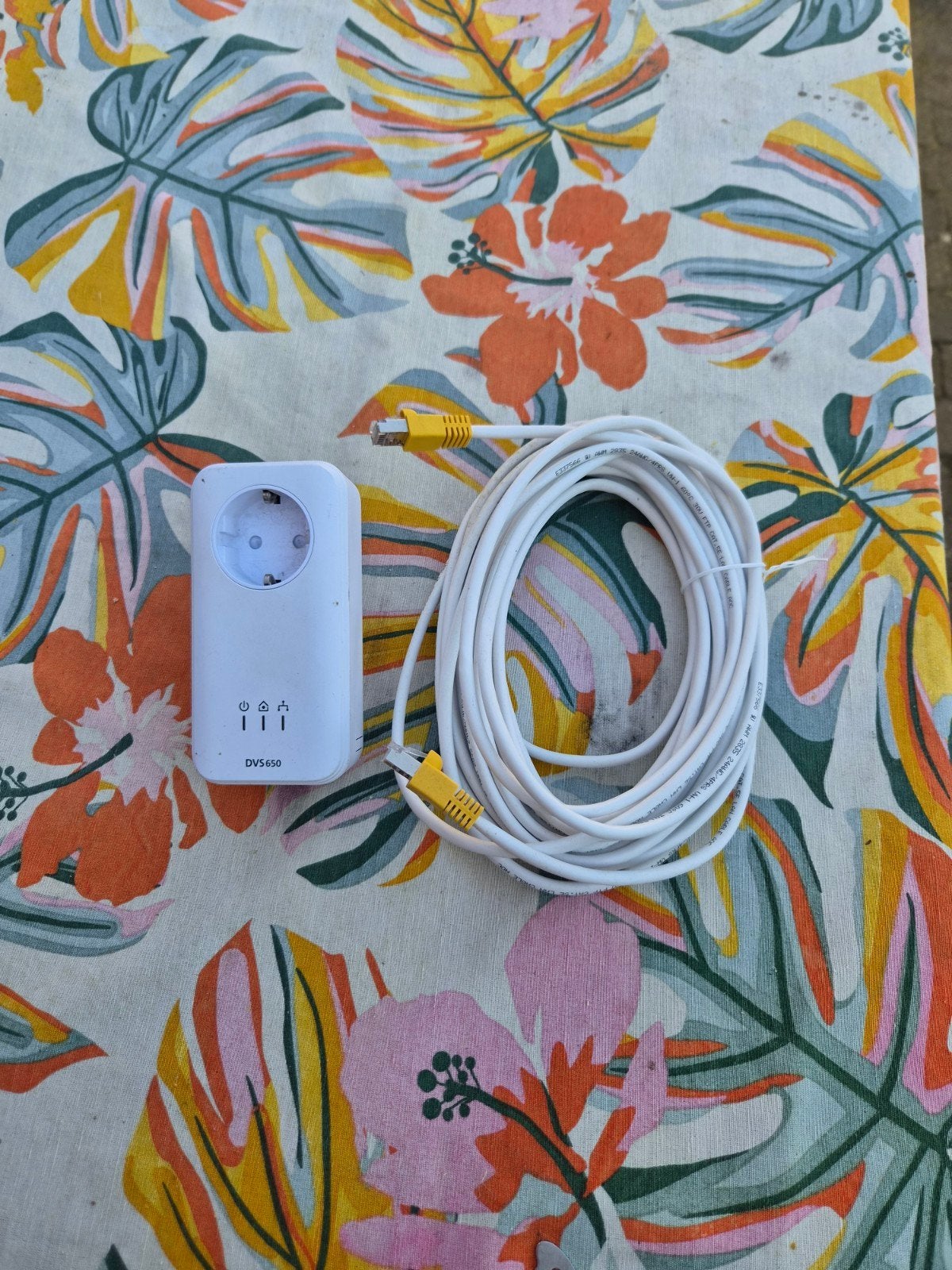 KPN Devolo DVS 650 Powerline Adapter met Ethernetkabel, Ophalen of Verzenden, Zo goed als nieuw, Toebehoren