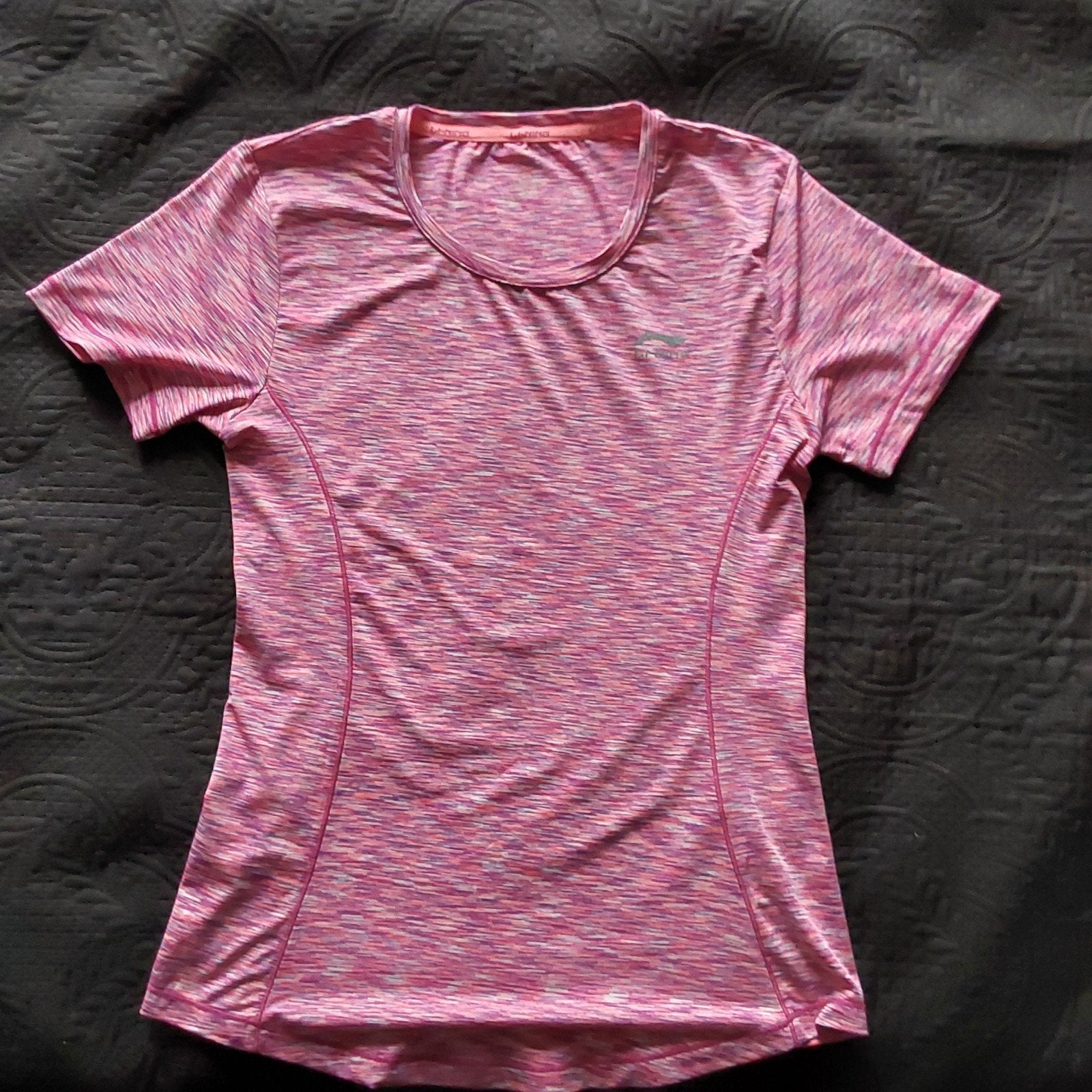 Sportshirt roze/paars - Ideaal voor fitness of hardlopen, Maat 38/40 (M), Ophalen of Verzenden, Fitness of Aerobics, Zo goed als nieuw