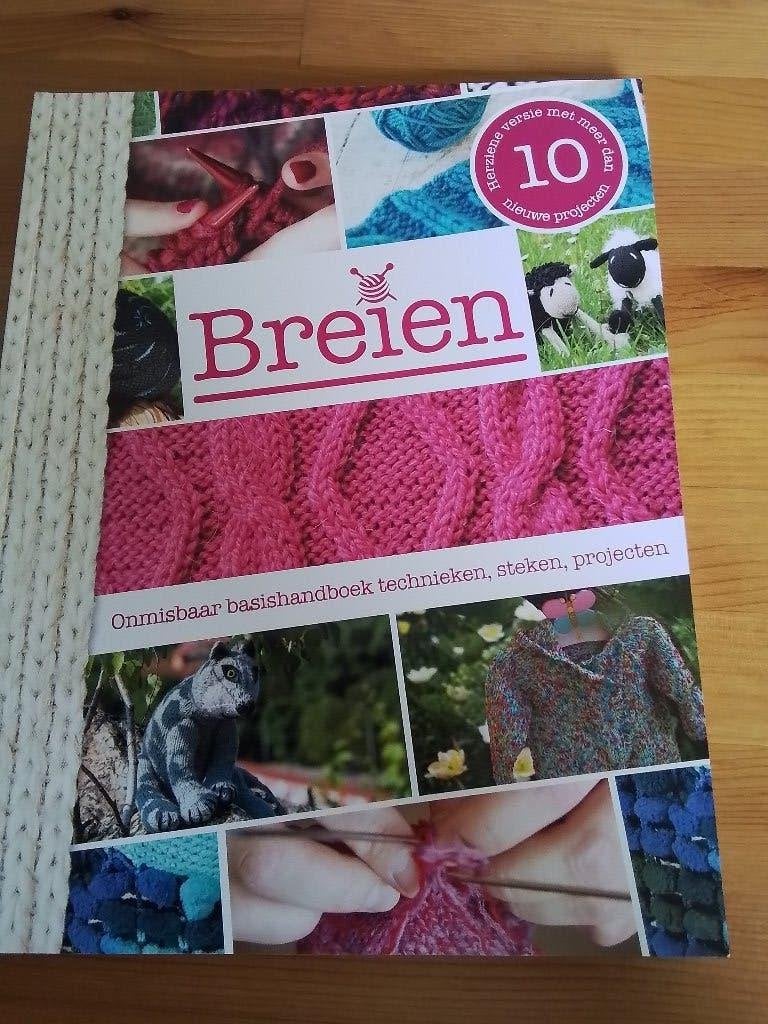 Breien onmisbaar, oa steken technieken en projecten, Ophalen of Verzenden, Zo goed als nieuw, Breien, Patroon of Boek