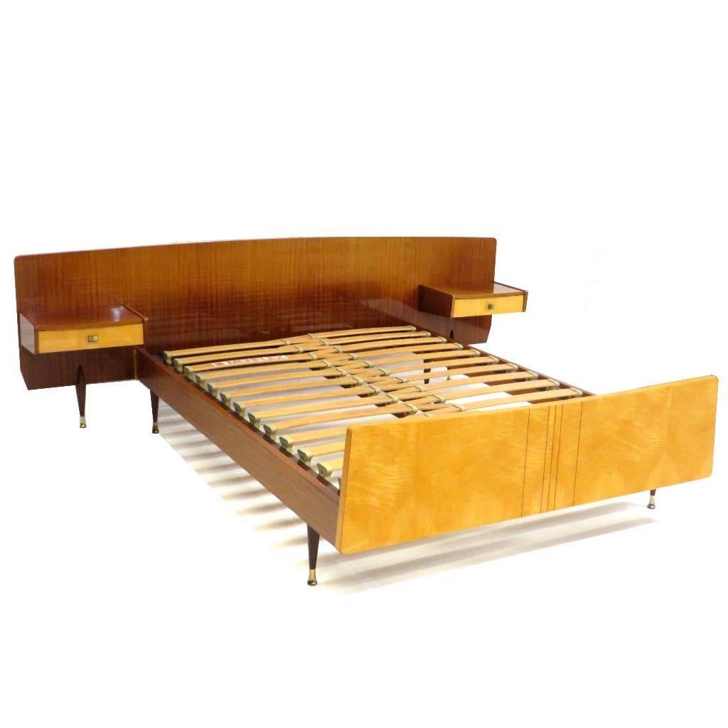 Vintage bed met nachtkastjes in teak en esdoorn, 1960s, Bruin, Vintage, mid century, design, Tweepersoons, Zo goed als nieuw
