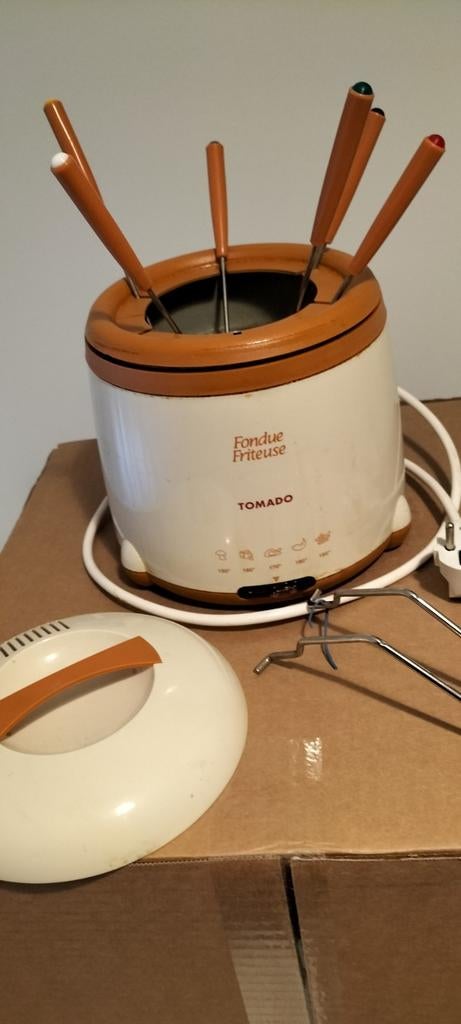 Tomado Fondue Friteuse, Ophalen, Elektrisch, Fondueset