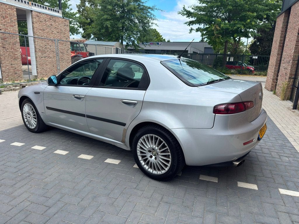 Alfa Romeo 159 1.9 JTS Strada, Auto's, Voorwielaandrijving, Gebruikt, 4 cilinders, Automatische klimaatregeling