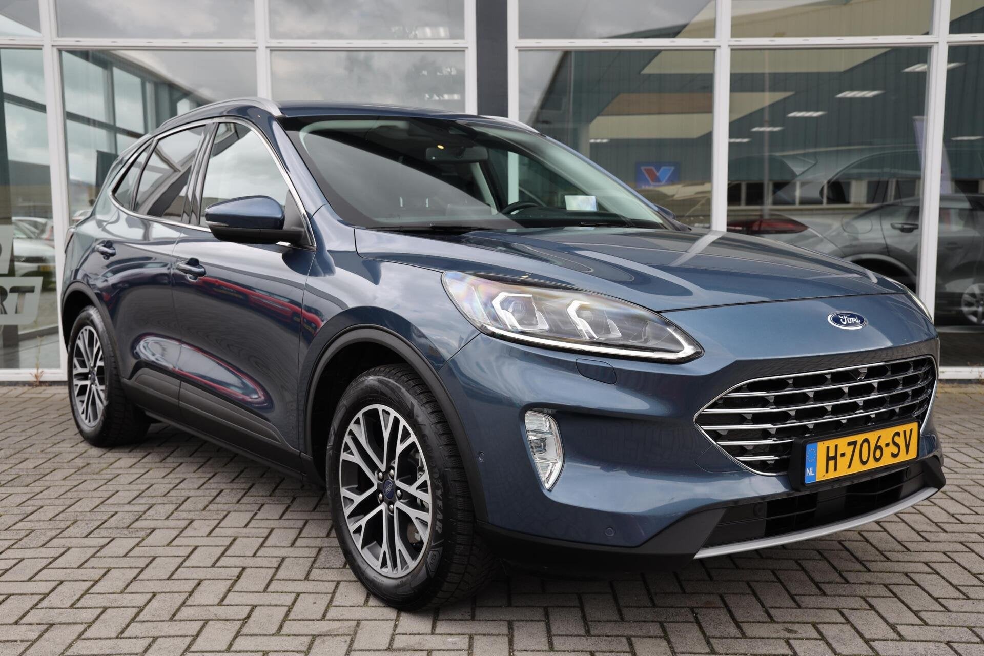 Ford Kuga 2.5 PHEV Titanium X|B&O|Camera|Stoel/Stuurverwarmi, Gebruikt, 4 cilinders, Blauw, Hybride Elektrisch/Benzine