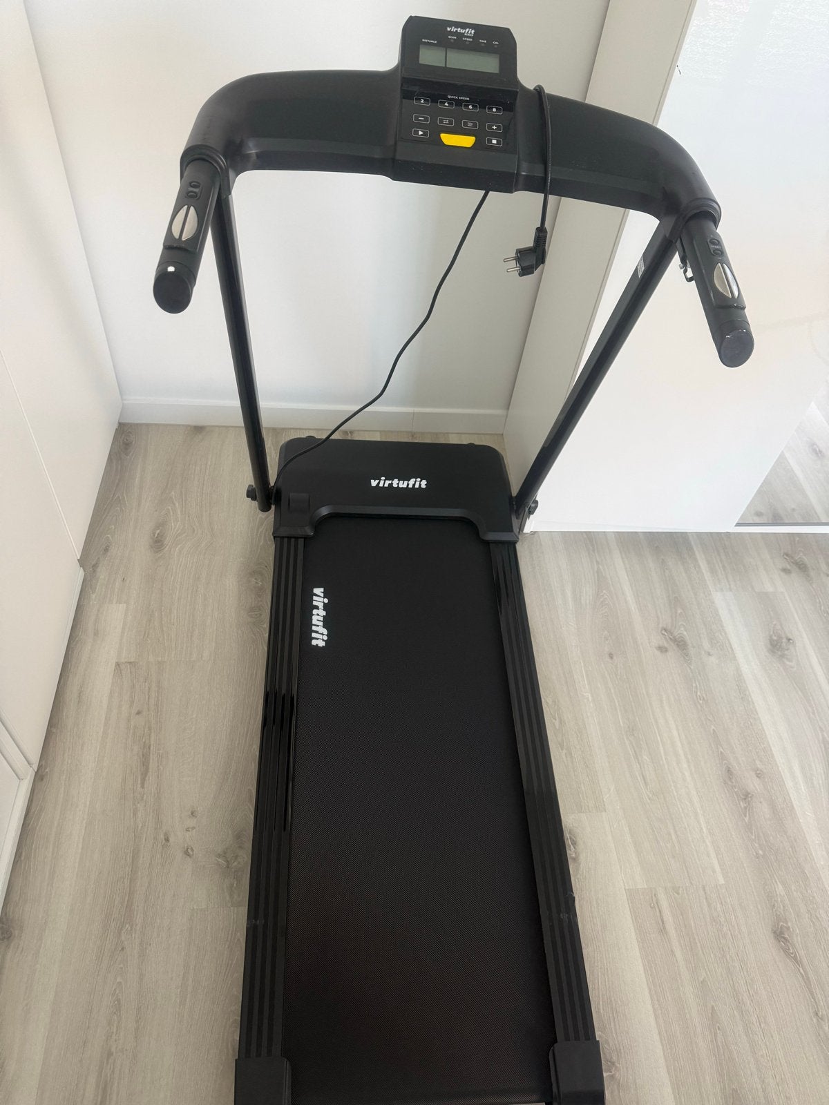 VirtuFit TR-50i Loopband - Zo goed als nieuw, Sport en Fitness, Fitnessapparatuur, Ophalen of Verzenden, Zo goed als nieuw, Metaal