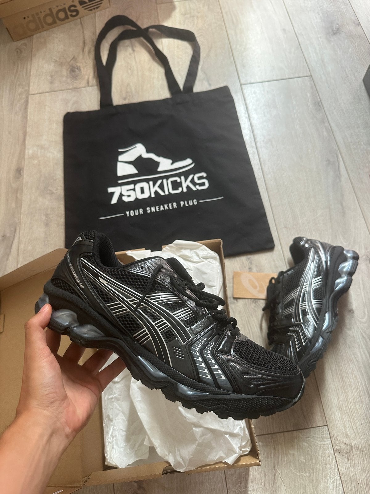 Asics Gel-Kayano 14 Black Pure Silver Maat EU47 1201A019-006, Zwart, Nieuw, Ophalen of Verzenden, A