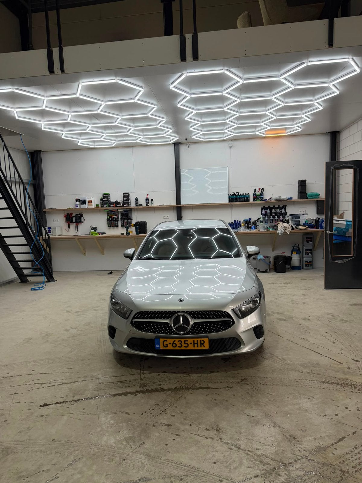 Mercedes A180 Automaat | MBUX | 1 JR GARANTIE | 60dkm, Auto's, 136 pk, 680 kg, 4 cilinders, Origineel Nederlands