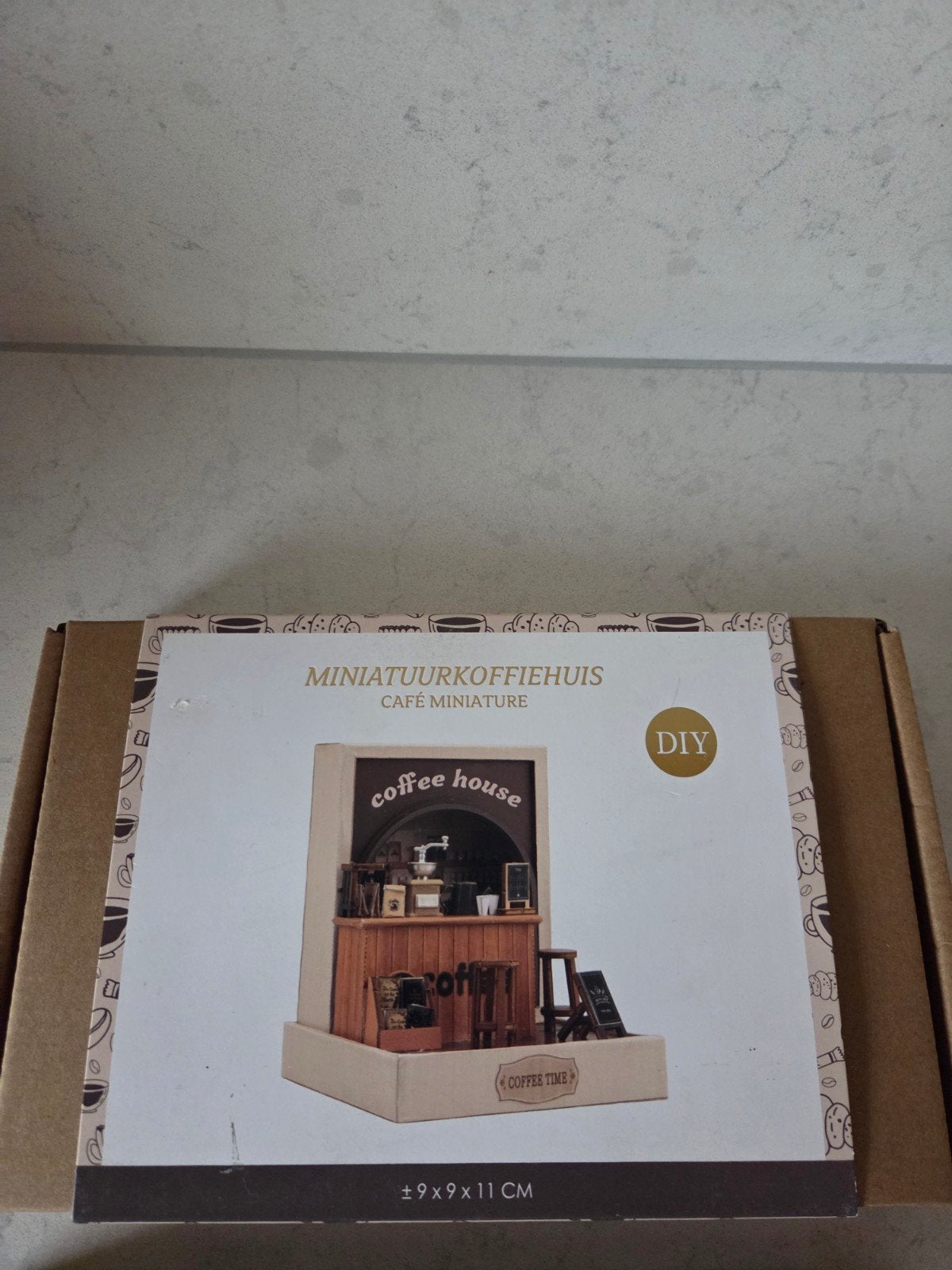 2x nieuwe DIY - Koffiehuis + Huiskamer, Hobby en Vrije tijd, Knutselen, Ophalen of Verzenden