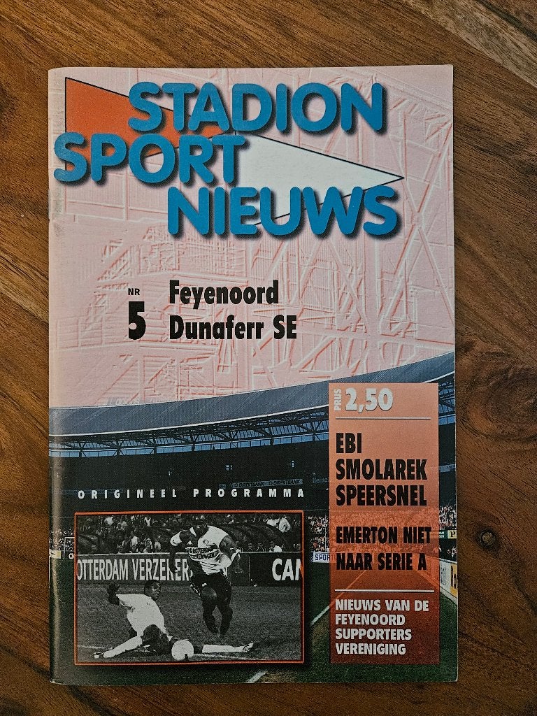 ⚽ Programma Uefa-Cup Feyenoord - Dunaferr 2000-2001 ⚽, Verzamelen, Sportartikelen en Voetbal, Ophalen of Verzenden, Zo goed als nieuw
