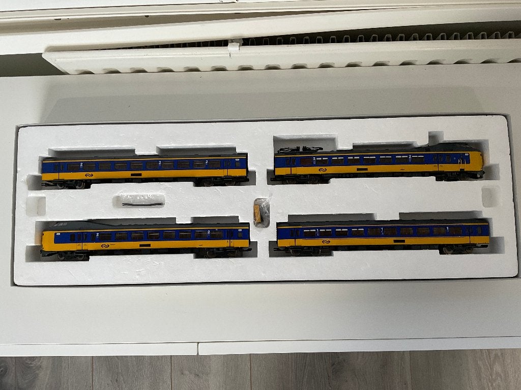Marklin 37423 Koploper NS 4 delig, Ophalen, Wisselstroom, Treinset, Märklin